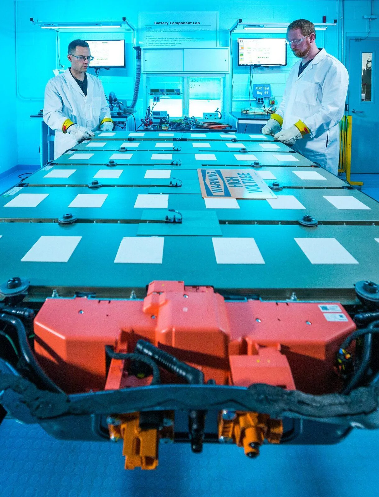Tesla Cybertruck GM unveils its wireless battery management tech, will power next-gen EVs with Ultium batteries wBMS1