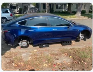 Tesla Cybertruck Tesla Wheels, Rims A ‘Hot Commodity’ In Palms, Mar Vista Areas Tesla stolen wheels