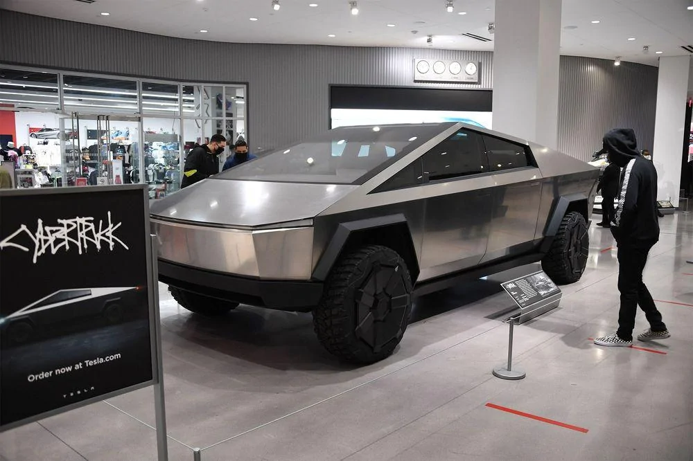 Tesla Cybertruck Tesla Seeks Approval for Battery Production at Texas Gigafactory 1000x-1