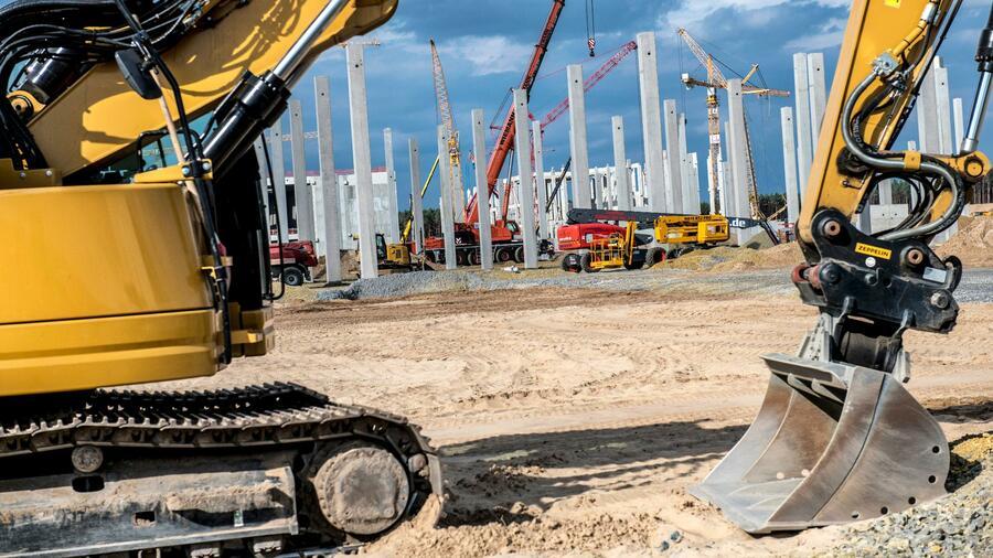 Tesla Cybertruck Tesla is again confronted with risks for its Gigafactory in Grünheide 5-format2020