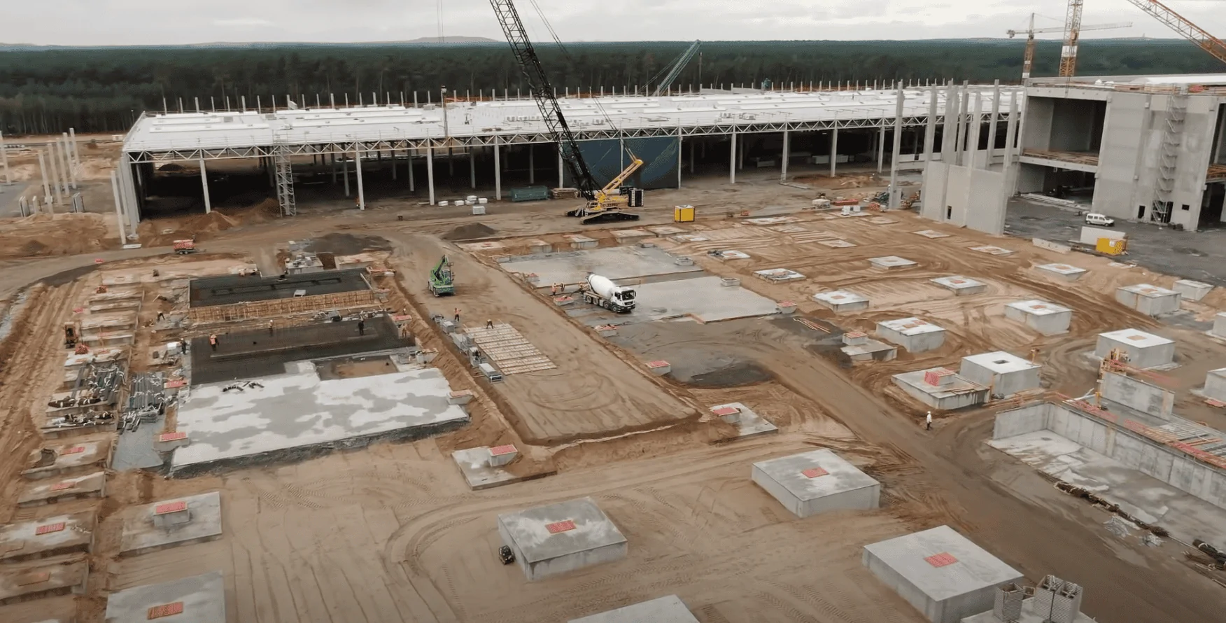 Tesla Cybertruck VIDEO - Tesla Cybertruck TeraFactory Site Construction Is Well Underway Screen Shot 2020-10-14 at 11.18.07 AM