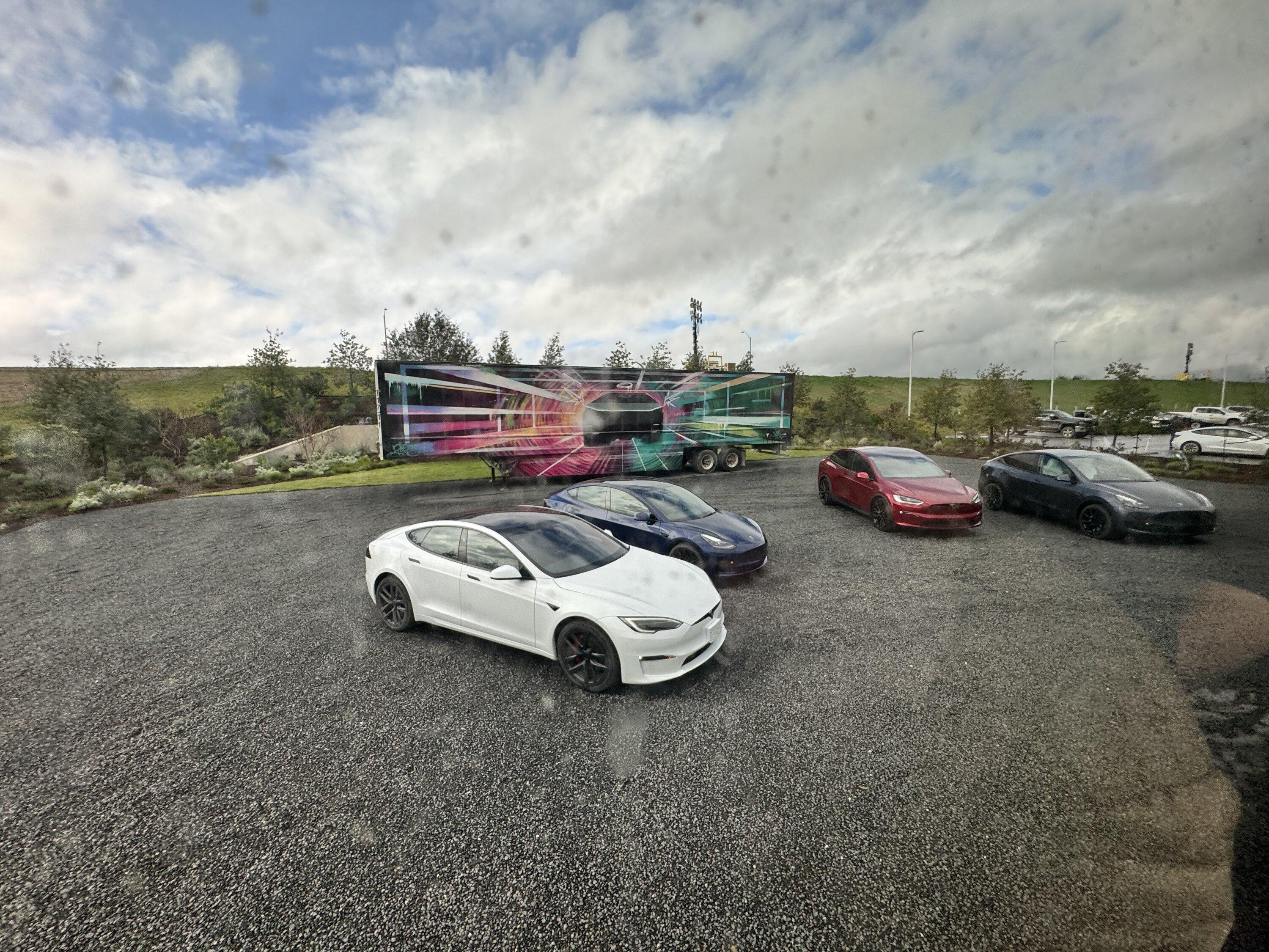 Tesla Cybertruck Cybertruck Delivery Event LIVE STREAM Link & Viewing Party! 🥳 -- Post photos, reactions & comments 💬 GANB644XEAEDP0T