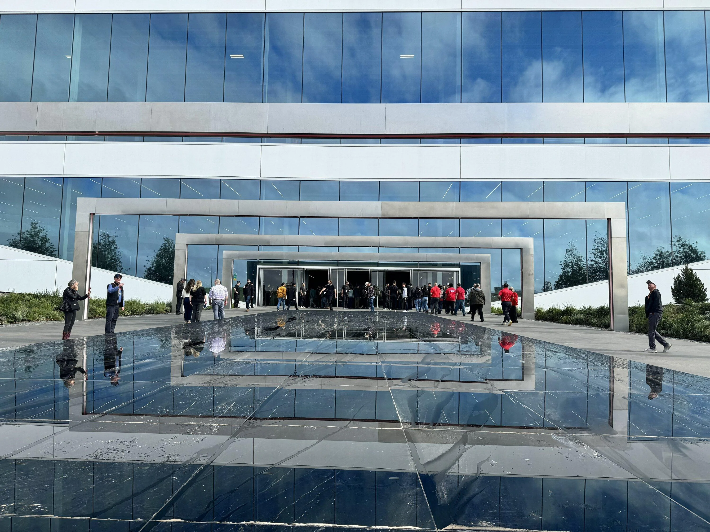 Tesla Cybertruck Cybertruck Delivery Event LIVE STREAM Link & Viewing Party! 🥳 -- Post photos, reactions & comments 💬 GANCHliWMAAWT0X