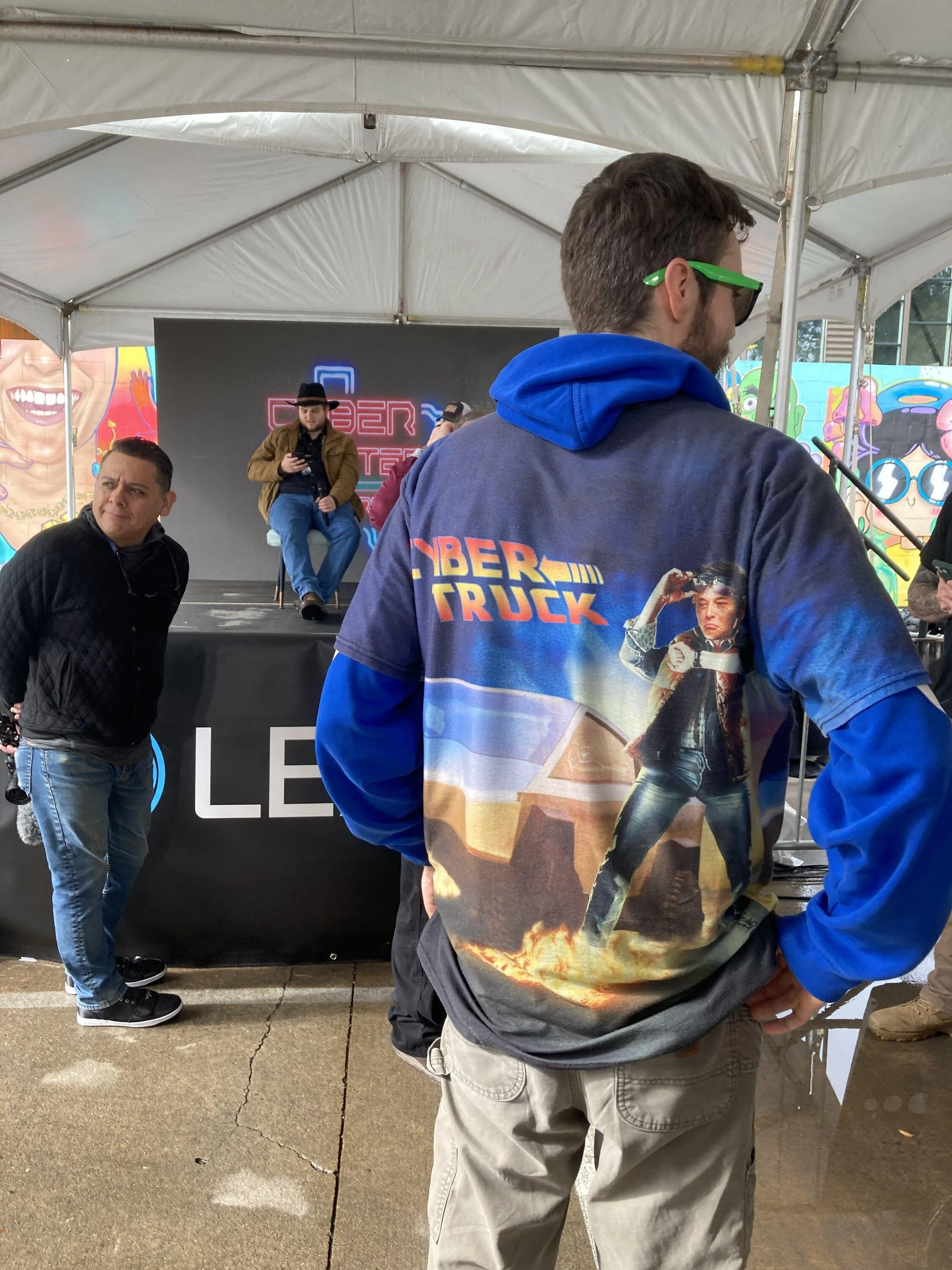 Tesla Cybertruck Cybertruck Delivery Event LIVE STREAM Link & Viewing Party! 🥳 -- Post photos, reactions & comments 💬 IMG_2650