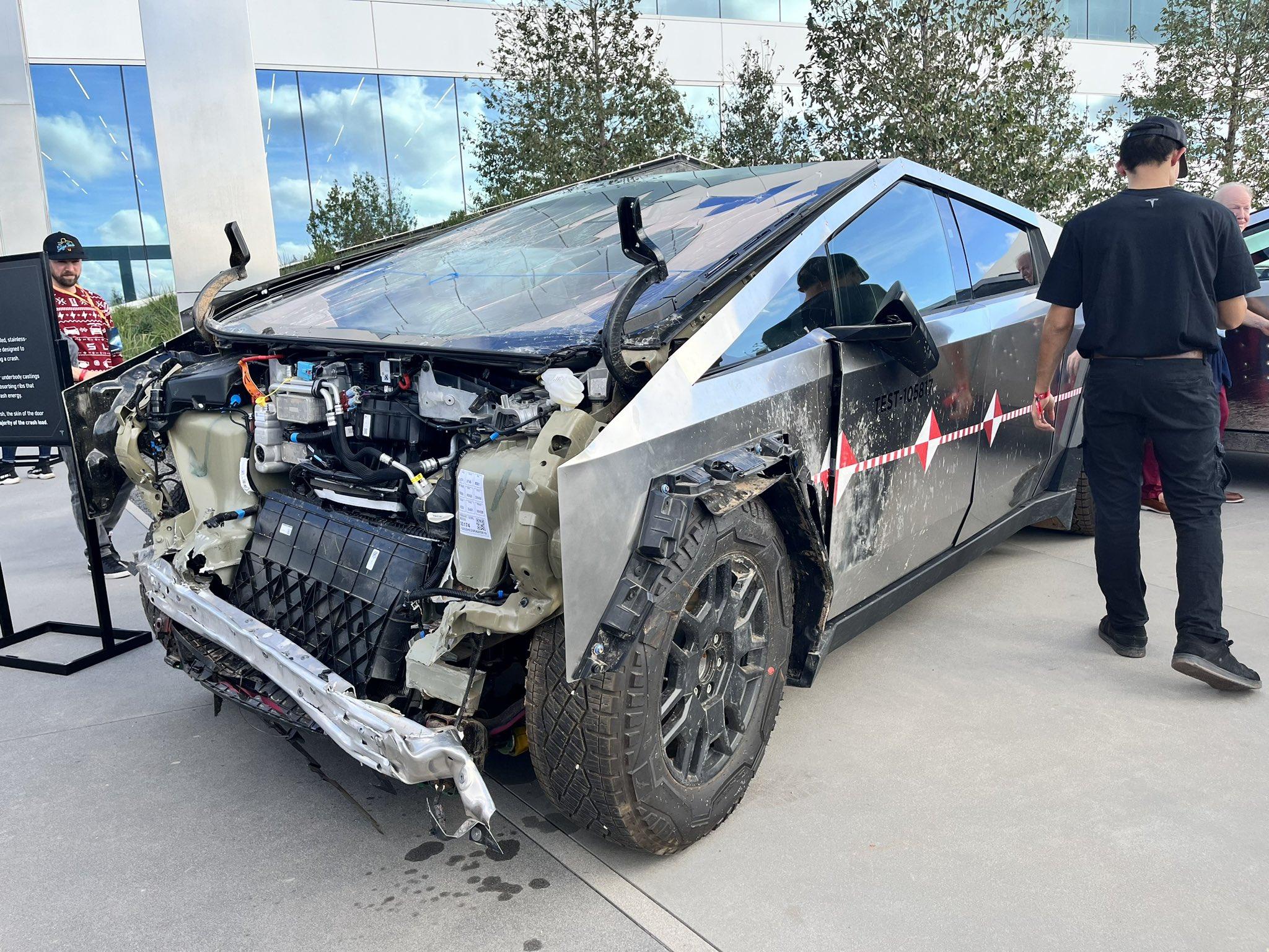 Tesla Cybertruck Crash Test Results of Cybertruck (Video & Photos) -- Frontal Collision @ 35mph, Side Impact @ 38mph, Rollover Test Crash Test Cybertruck 5