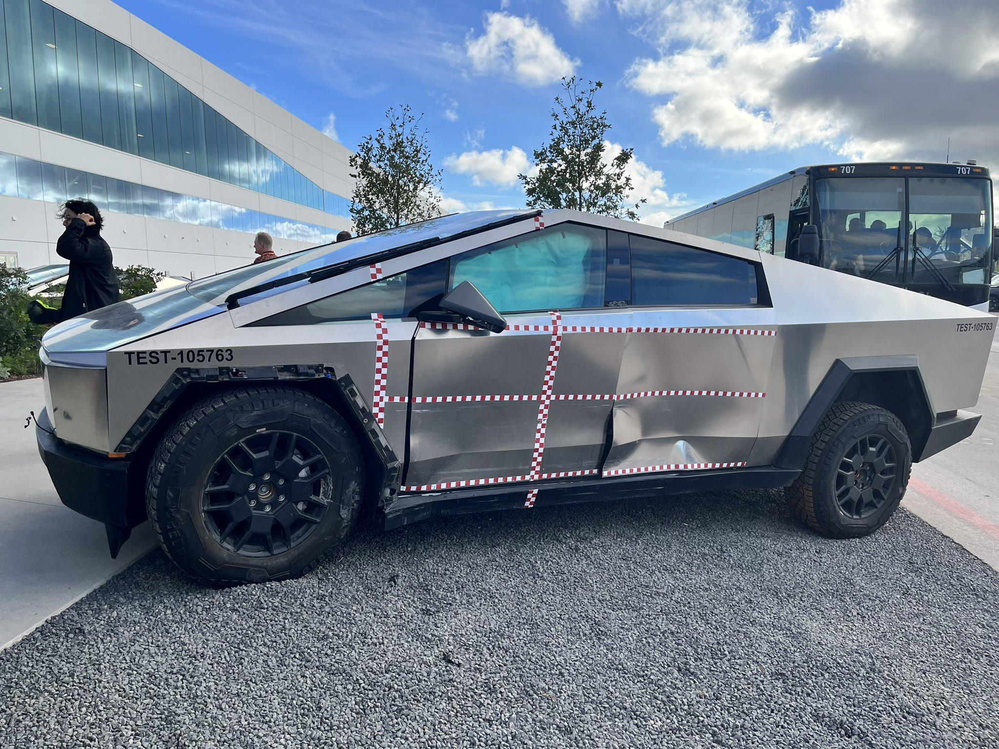 Tesla Cybertruck Crash Test Results of Cybertruck (Video & Photos) -- Frontal Collision @ 35mph, Side Impact @ 38mph, Rollover Test GANi36-XYAA0Aiq