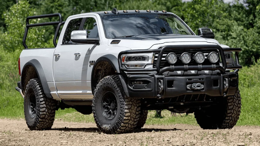 Tesla Cybertruck Cyberbeast vs AEV Prospector XL 1701877702740