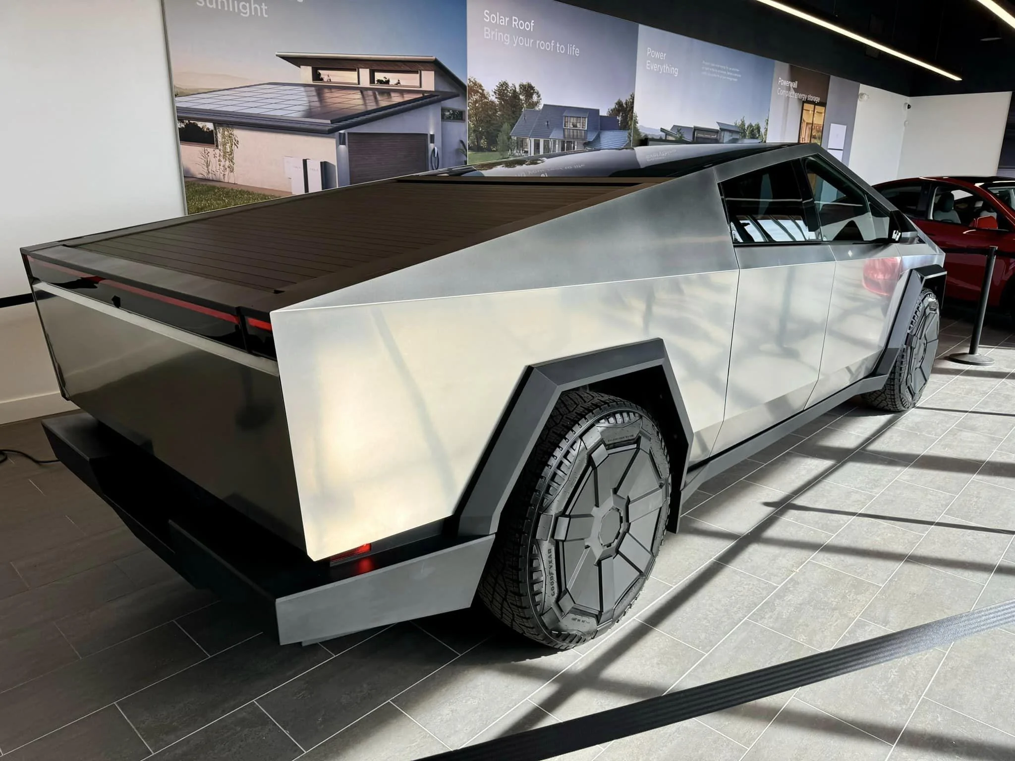 Tesla Cybertruck A Cybertruck appears at just-opened Clermont Florida Tesla Store / Service Center! 694844_10230402820510337_3390551637048244709_n-jpg