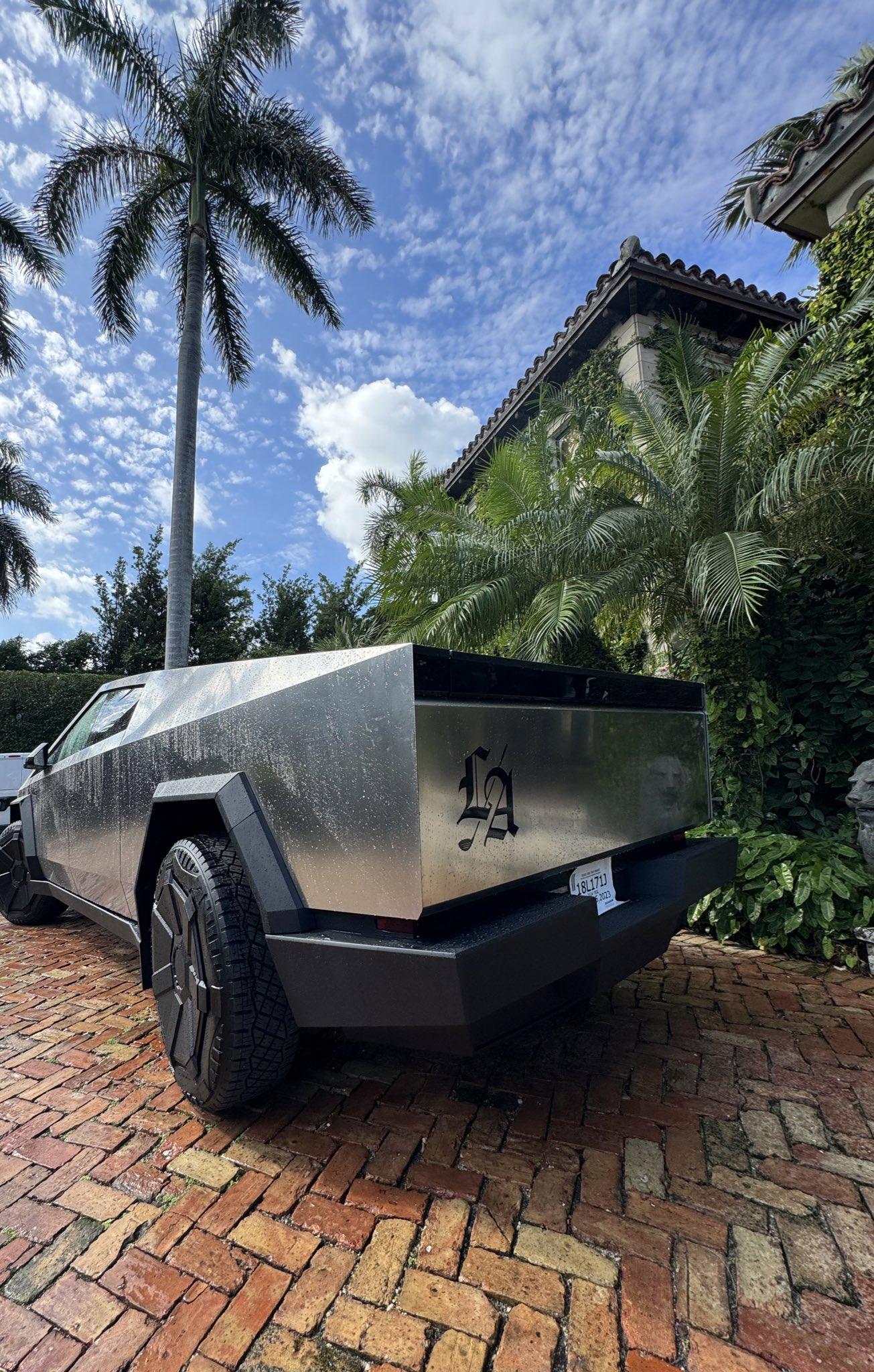 Tesla Cybertruck Alex Ohanian's Cybertruck back at home in Miami FL GA7gDTGWUAEasJR