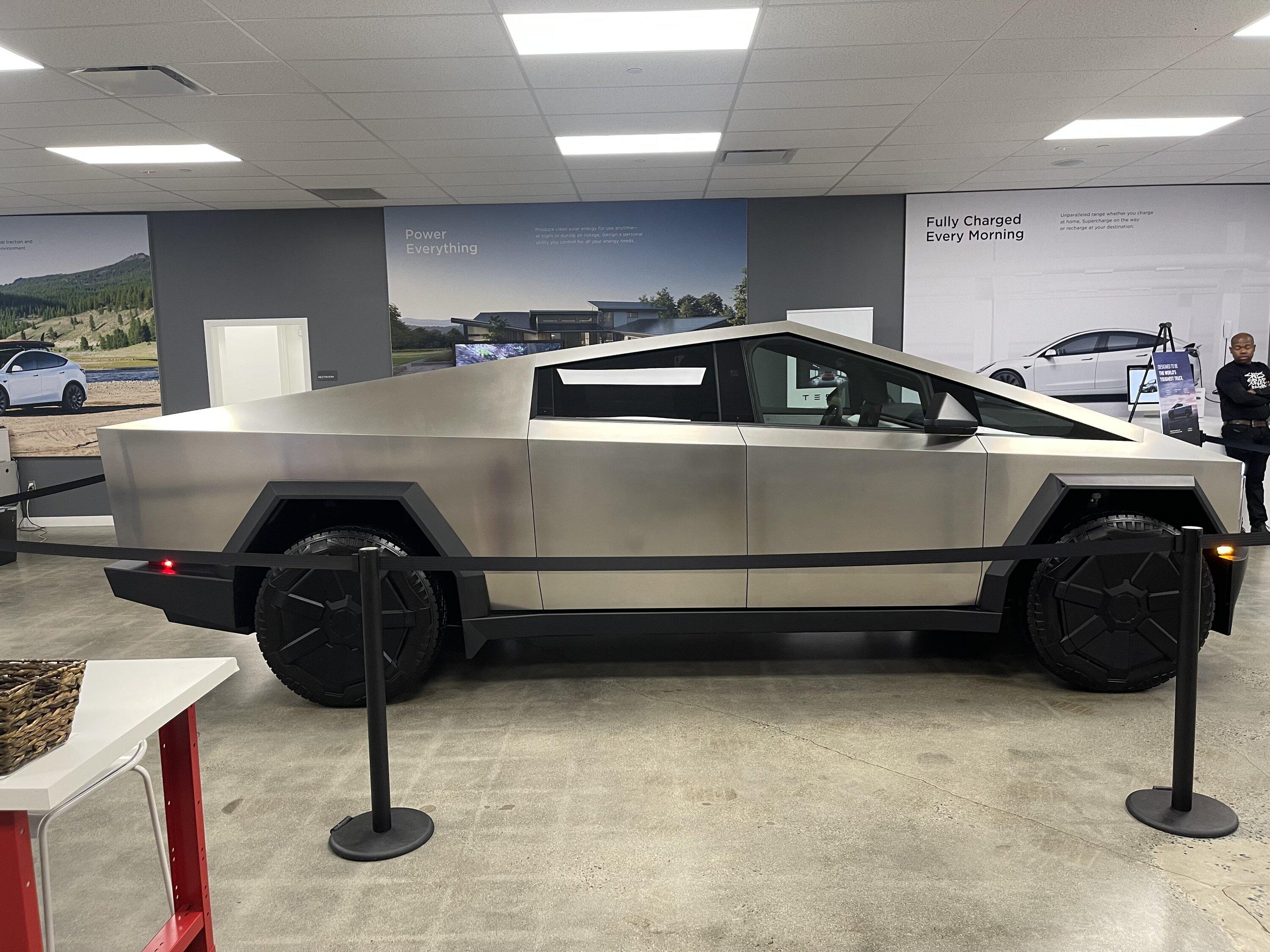 Tesla Cybertruck MA showroom Cybertruck -- my photos & impressions IMG_1190