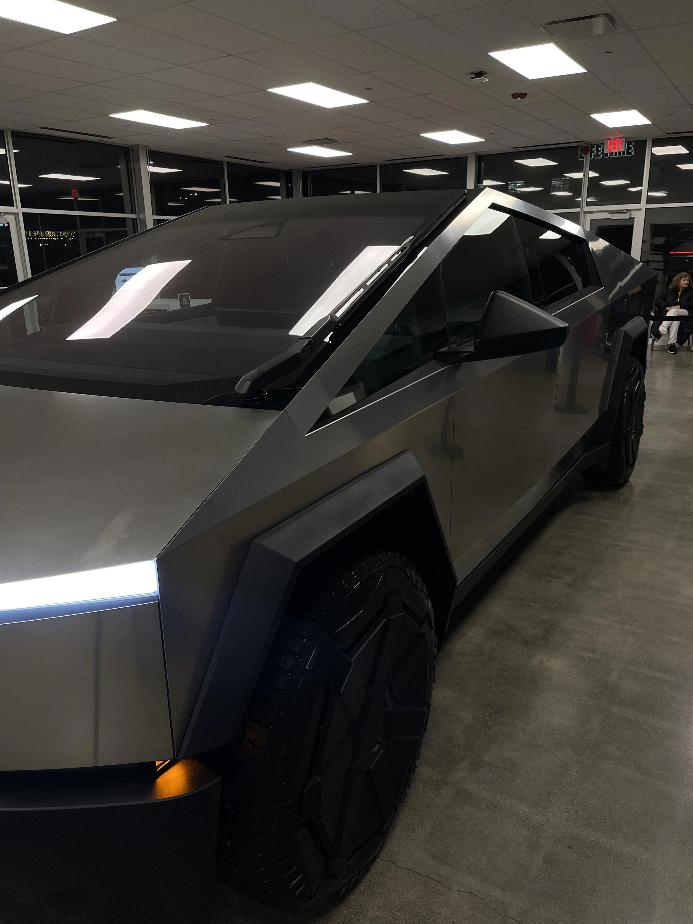 Tesla Cybertruck MA showroom Cybertruck -- my photos & impressions IMG_1181