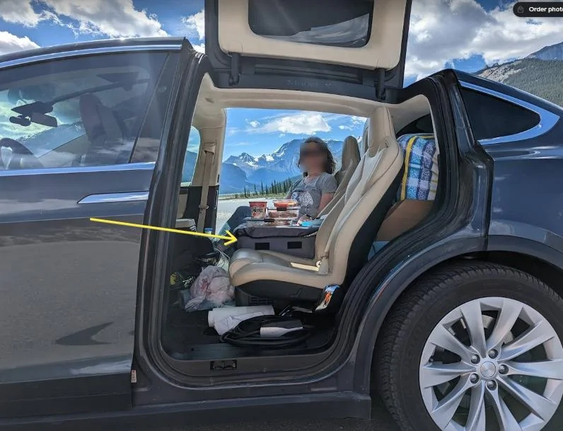 Tesla Cybertruck Cooler for Under Bed wAShNwn