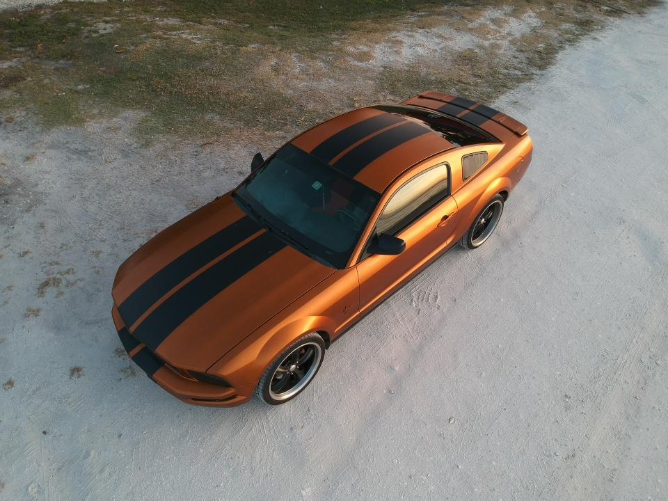 Tesla Cybertruck DIY Vinyl Wrapping. The Cybertruck was made for it. Albeit not on purpose. mustang plasti di