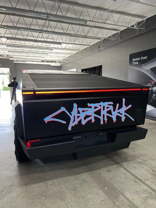 Tesla Cybertruck Black Wrapped Cybertruck is at a pop up in Wynwood, Miami until 12/31/23... CAN TOUCH! wynwood-pop-up-in-miami-v0-3jssitdjz37c1