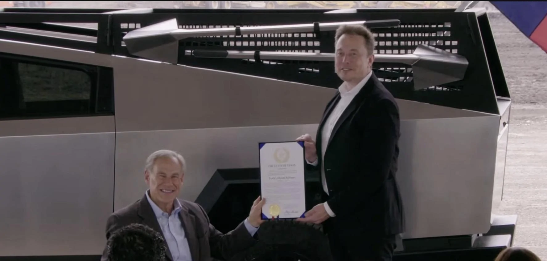Tesla Cybertruck Side Rail Bed Rack System from TX Ground Breaking Event? screenshot-2023-05-08-at-1-42-39-pm-jpg