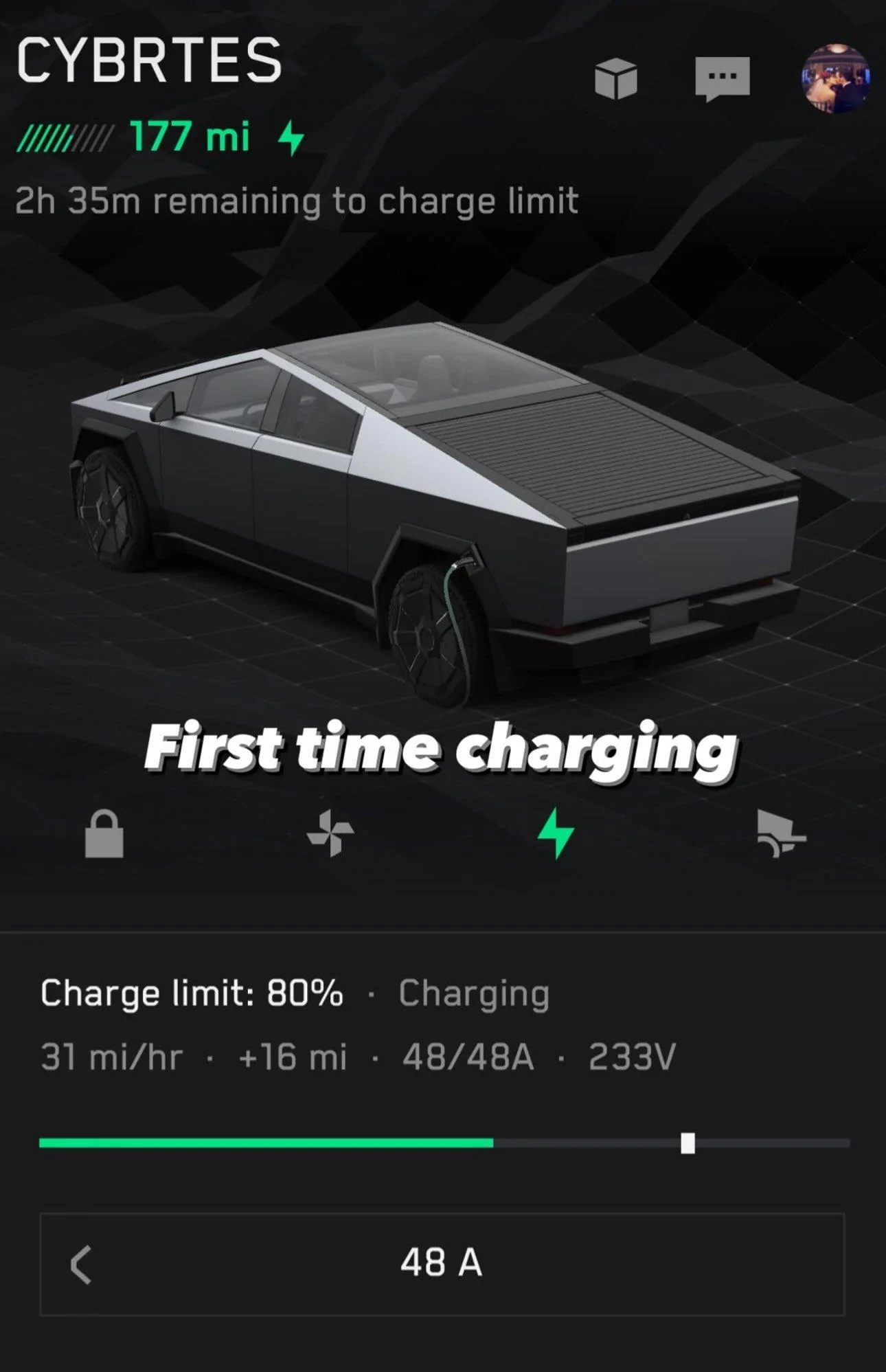 Tesla Cybertruck Doggy party in delivered #448 Cybertruck's bed GBzMSxbW0AA5Gtt