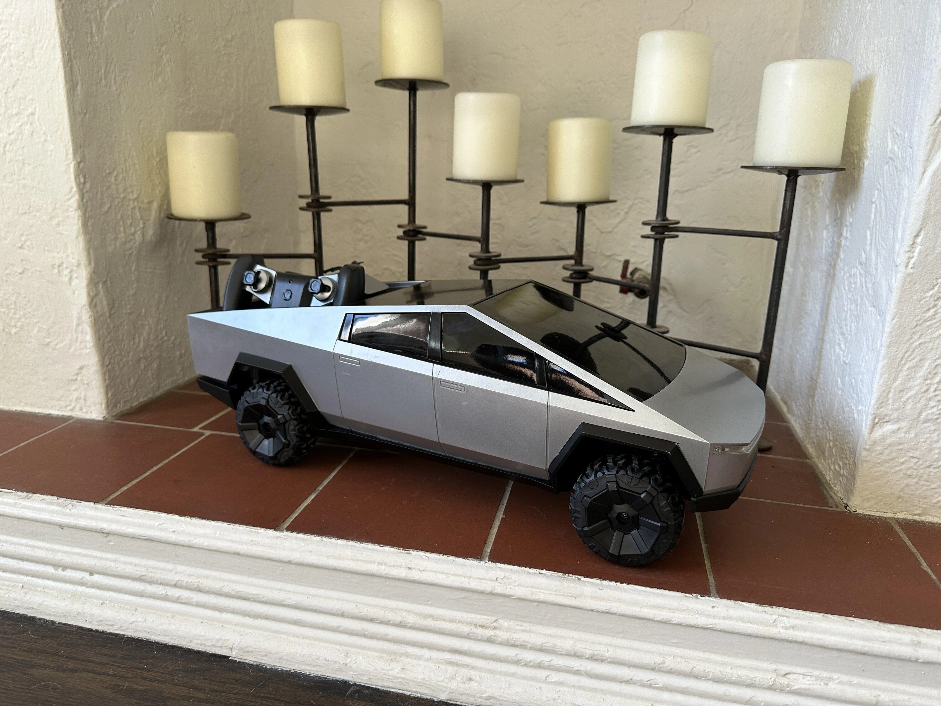 Tesla Cybertruck Happy Christmas !!!!!!!! 🤙 IMG_2194