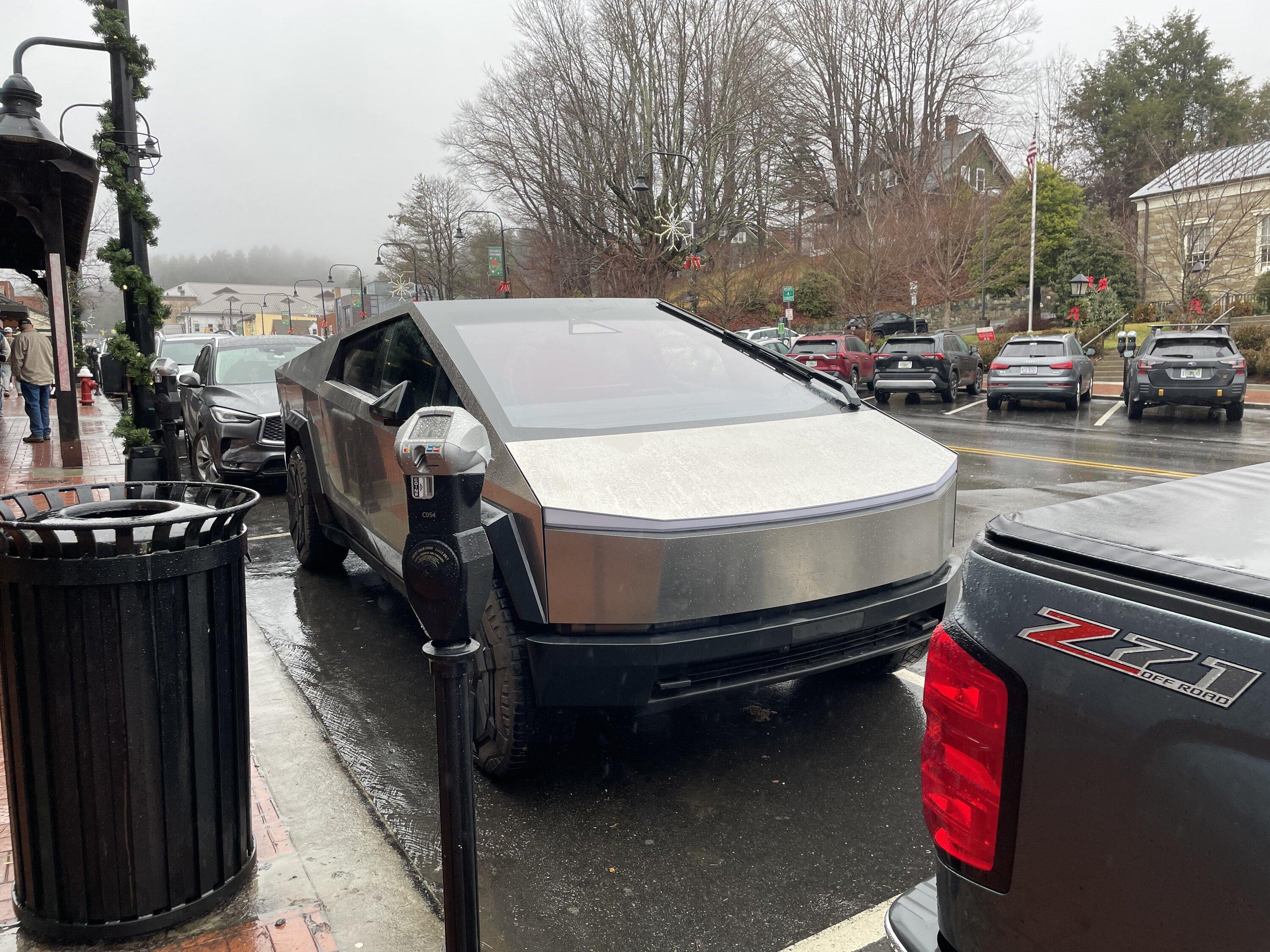 Tesla Cybertruck 🤳 Random Cybertruck sightings & spottings thread (pics + videos) IMG_1006