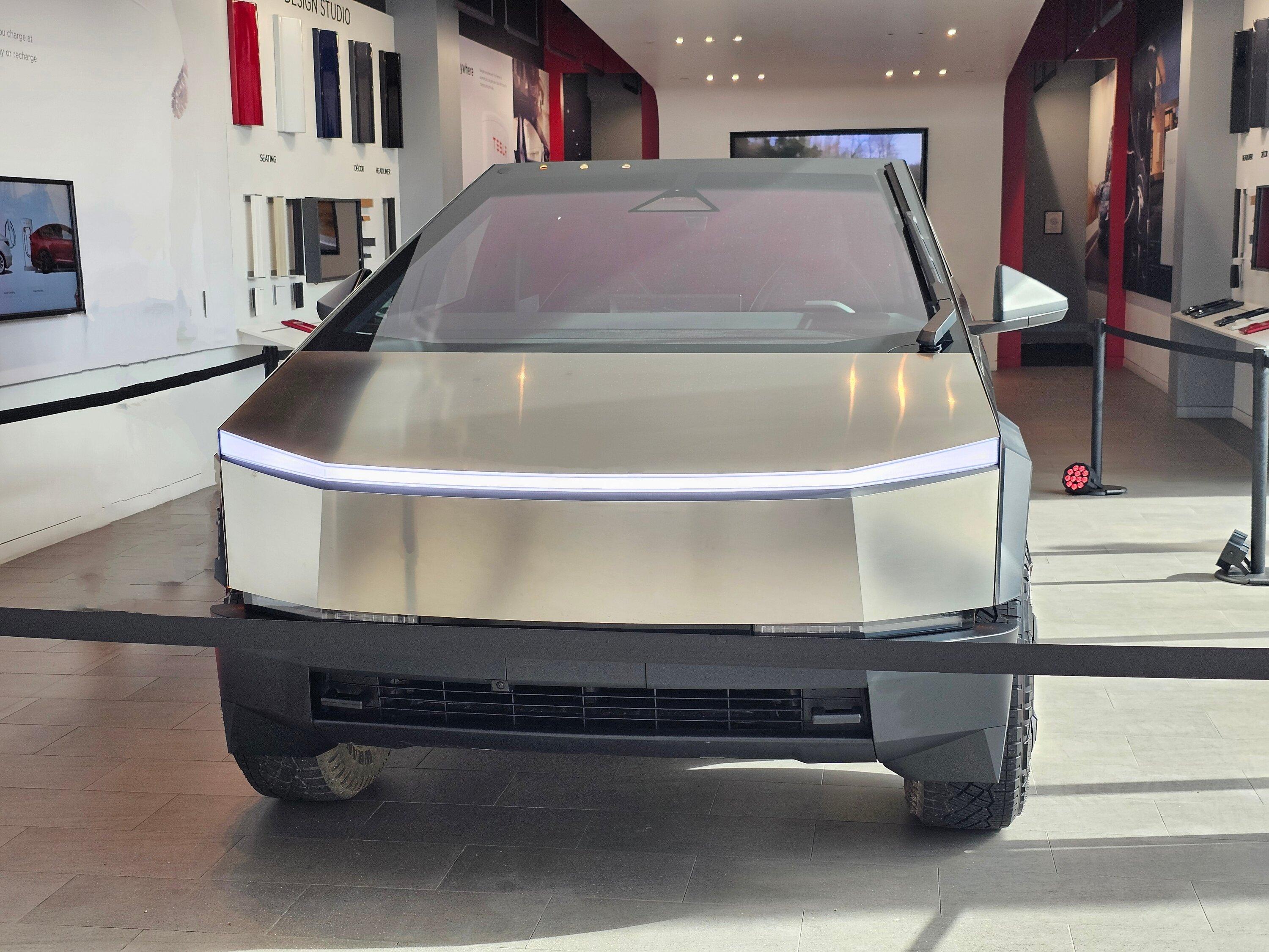 Tesla Cybertruck Cybertruck in Jacksonville, Fl Tesla store / service center 20231226_113617~2