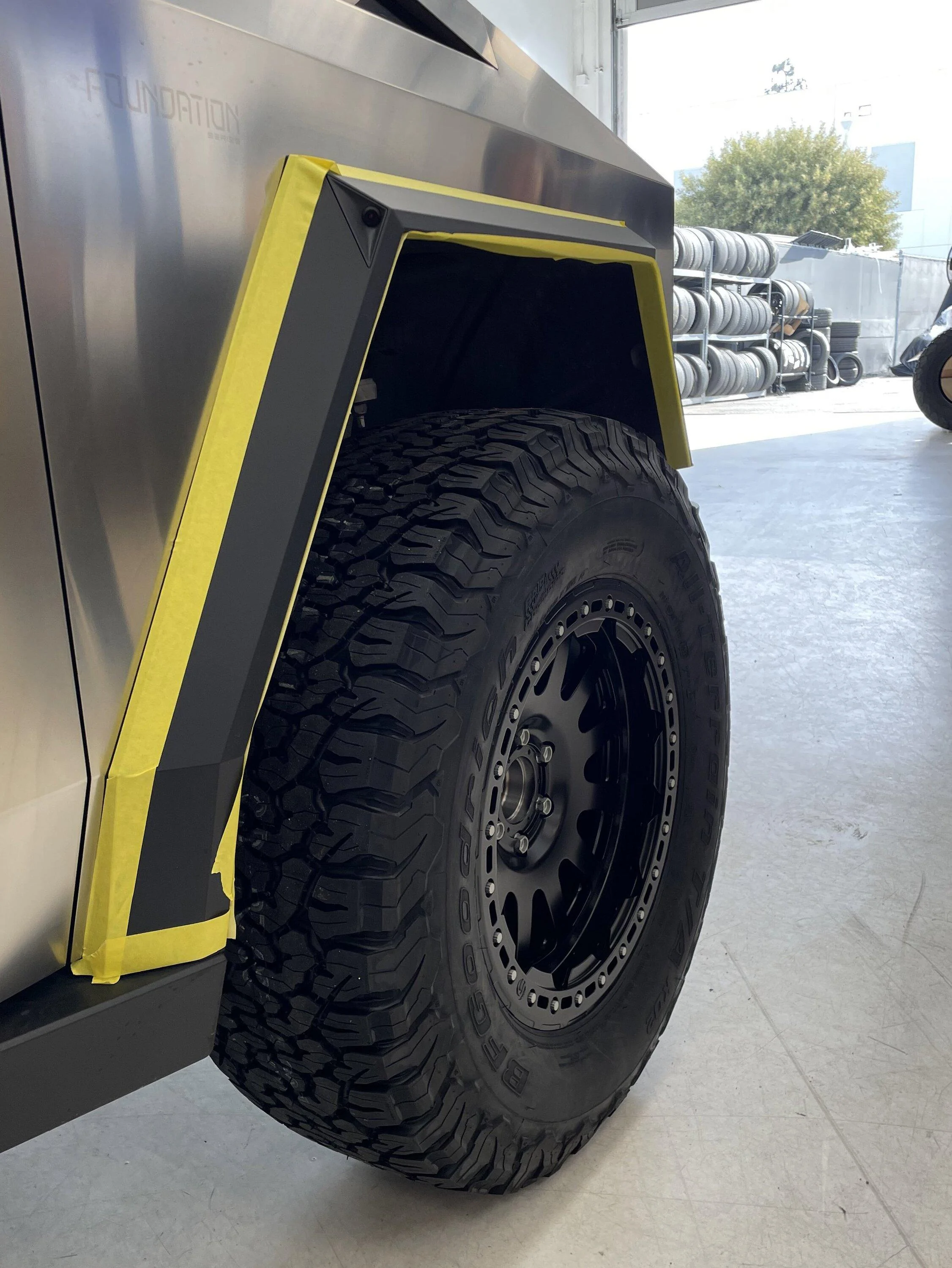 37%22 inch 37s tires on Cybertruck Tesla aftermarket wheels 1.webp