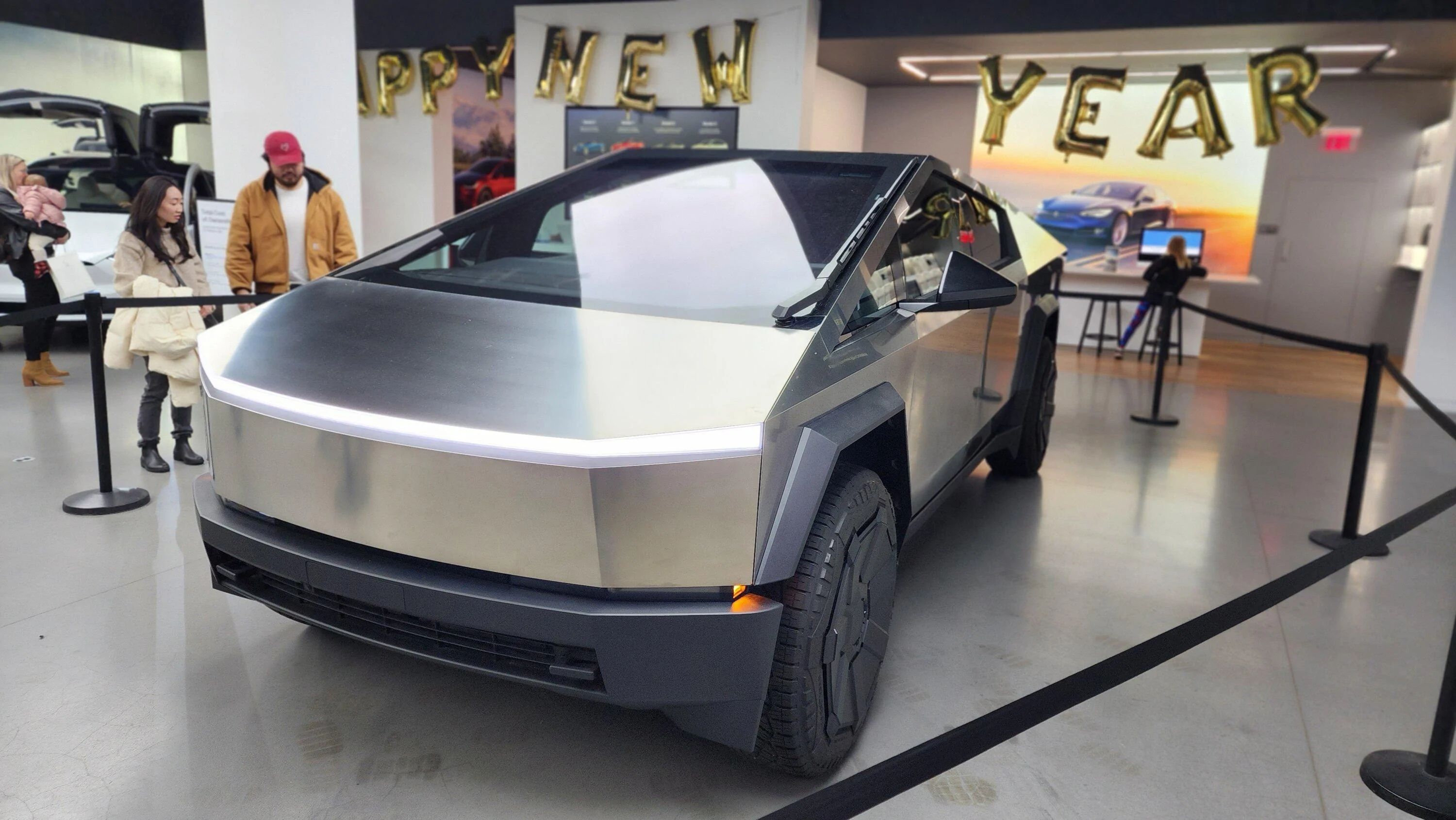 Tesla Cybertruck Cyber New Year! 20231231_162827