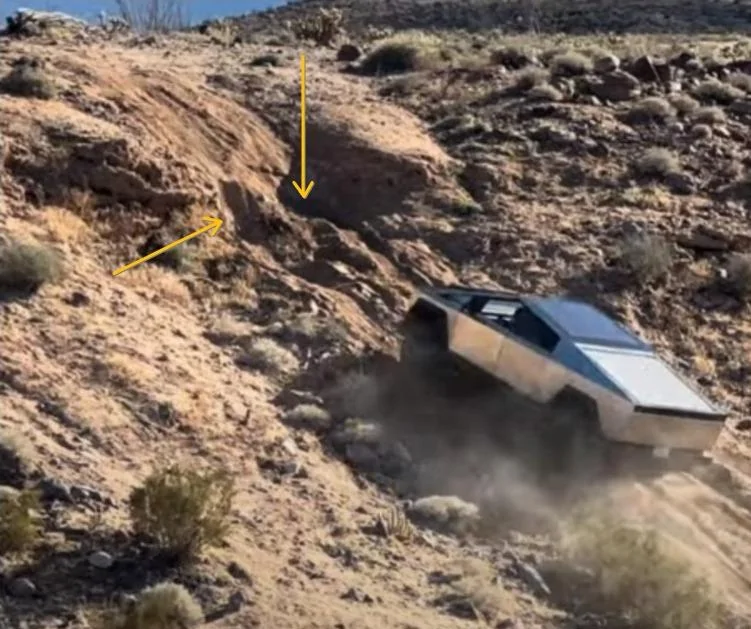 Tesla Cybertruck Tesla Cybertrucks off-roading in Sedona (video footage) eiL3TJX