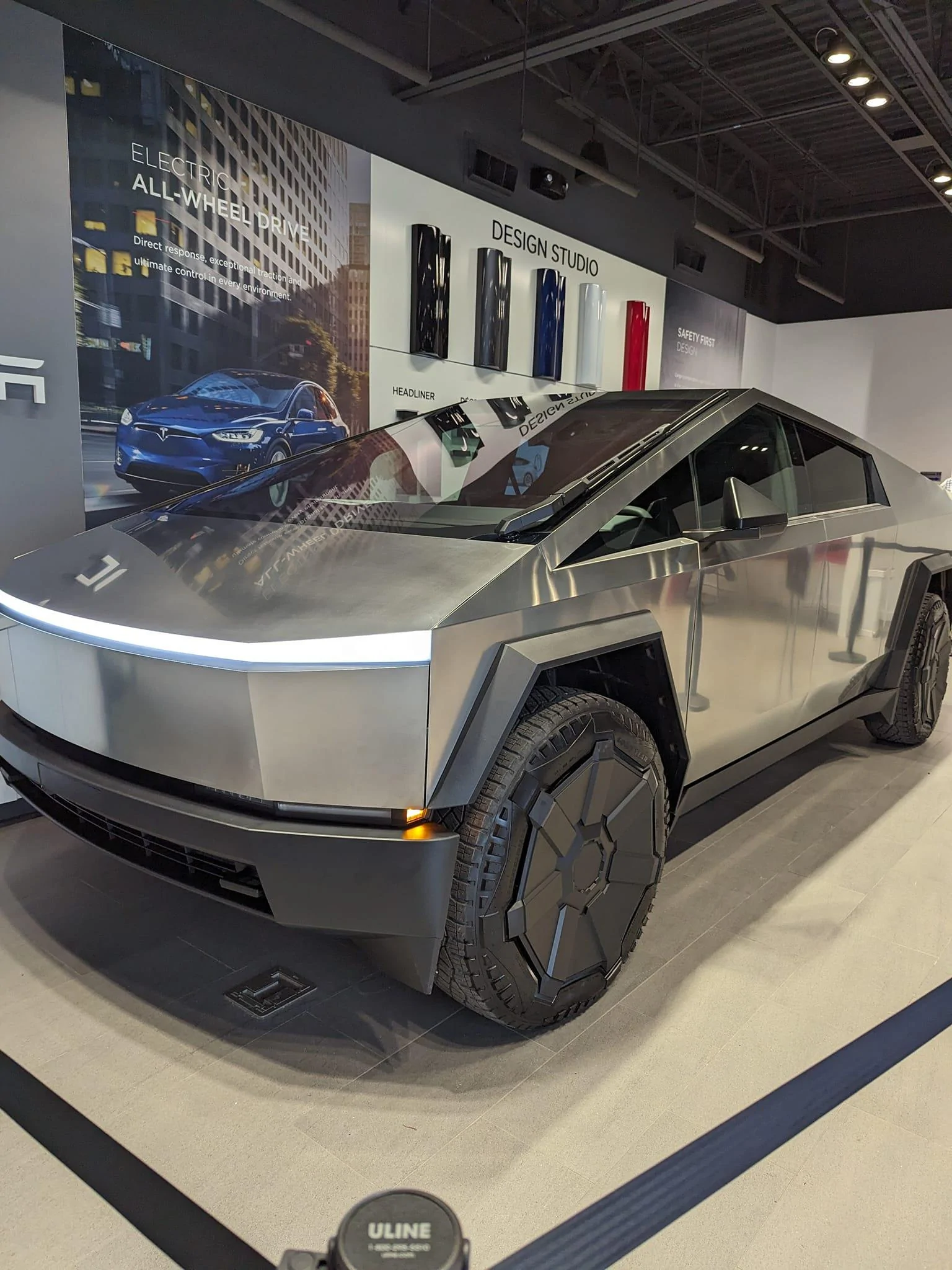 Tesla Cybertruck 🤳 Random Cybertruck sightings & spottings thread (pics + videos) ct indy 2