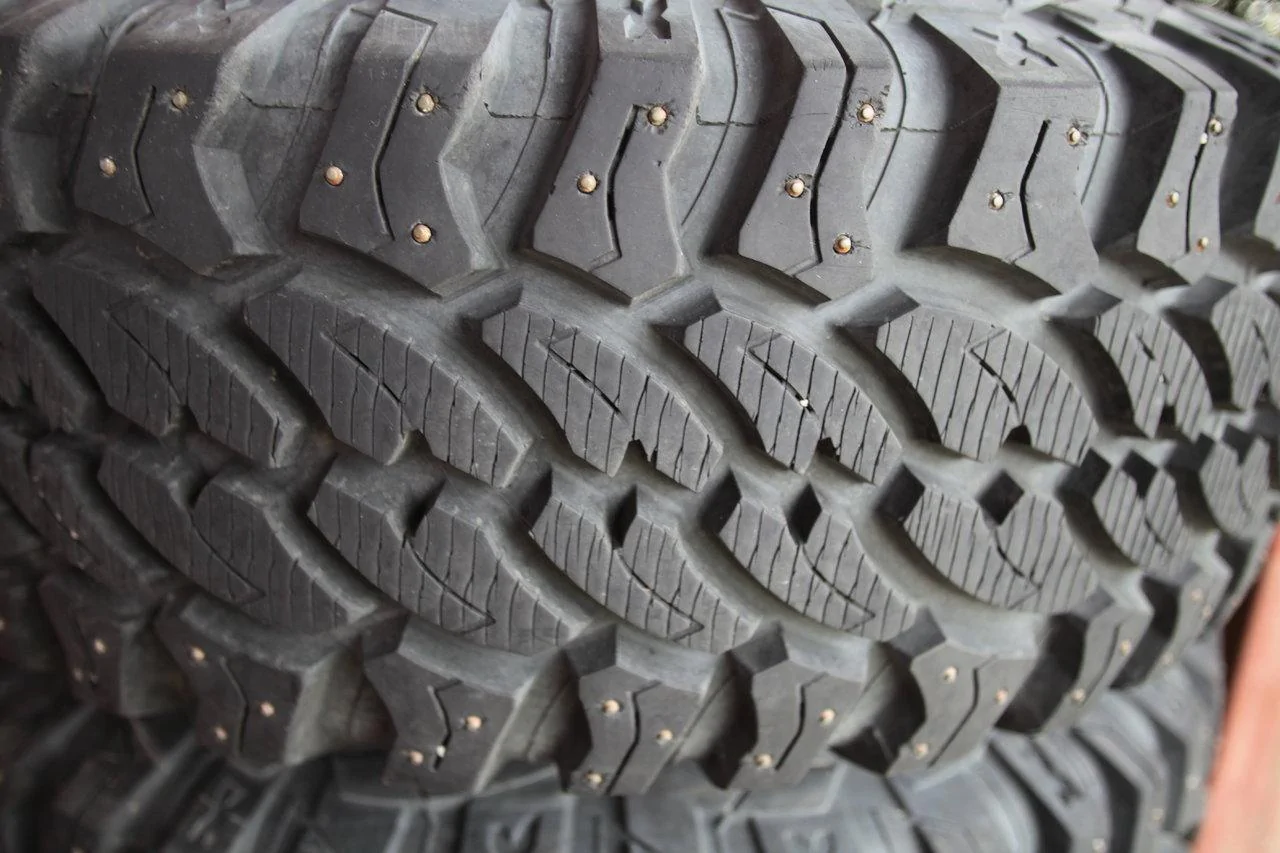 Tesla Cybertruck Snow rating on All Terrain Tires for Dual Motor Foundation Series Cybertruck? 14610927xs