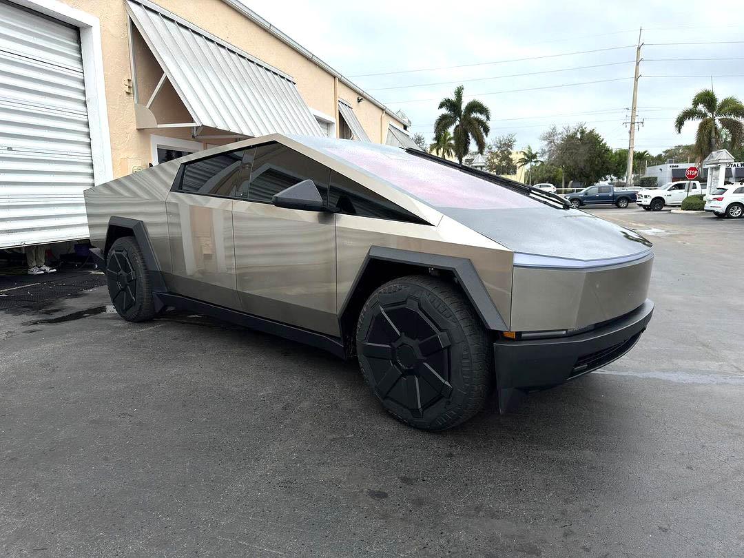 Tesla Cybertruck Cybertruck w/ Full PPF (Clear Film), Ceramic Pro, Gloss Black Hood Wrap, Tint Cybertruck Full PPF Ceramic Pro, Gloss Black Hood Wrap, Tint 7