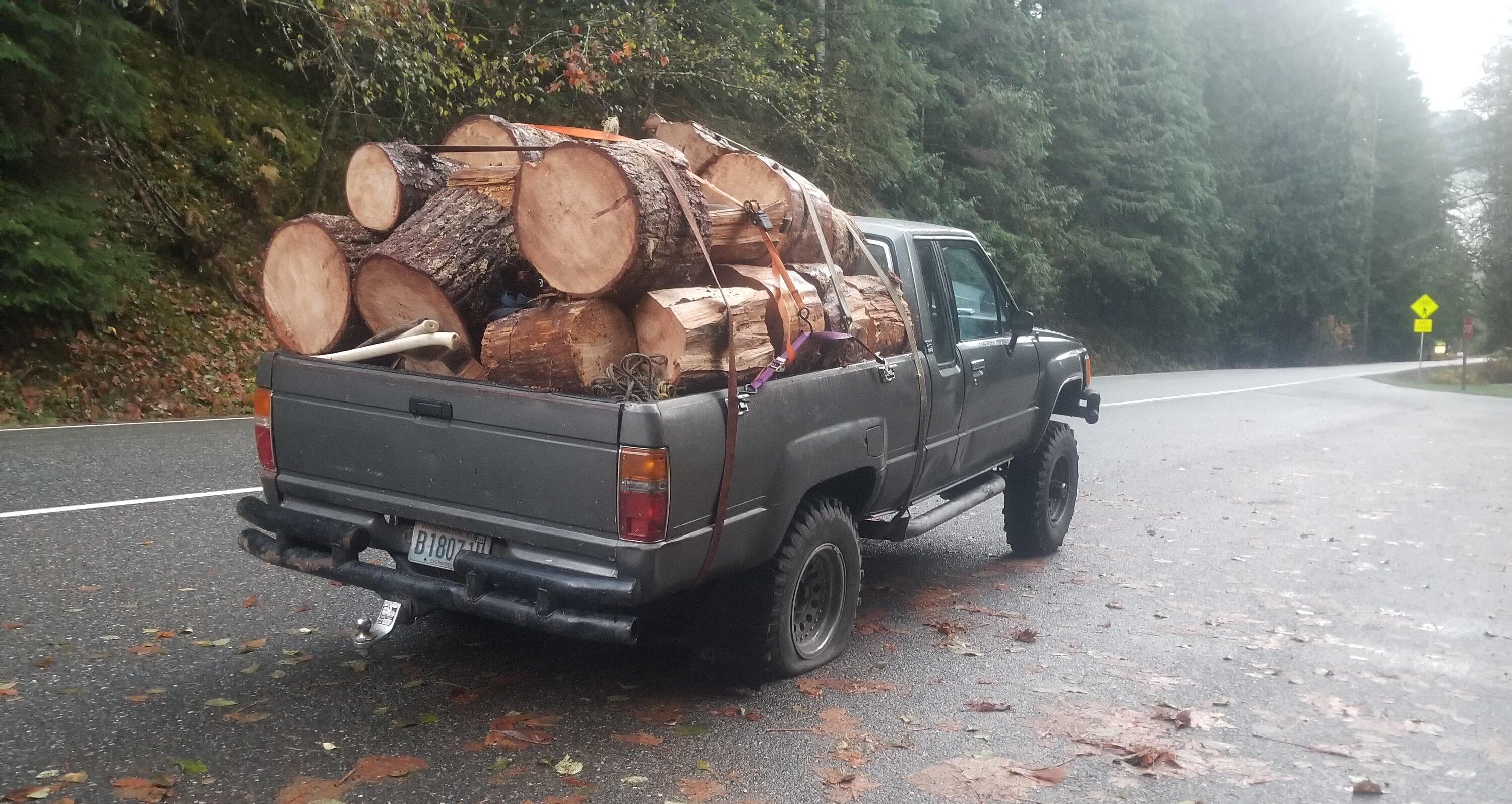 Tesla Cybertruck Cybertruck hauling 1800lbs of drywall! 1705017248899
