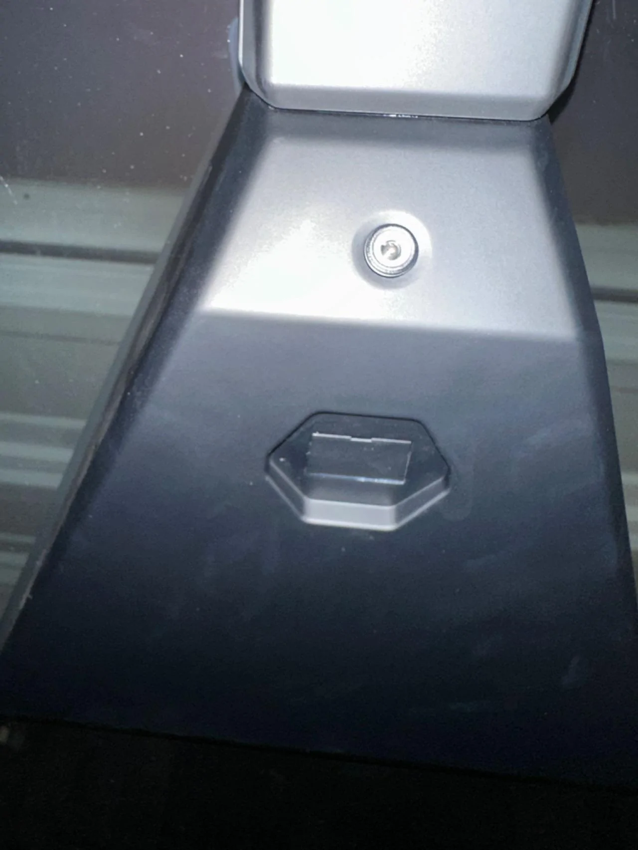 Tesla Cybertruck Center Rear View Mirror Removal - DIY How-to Instructions & Photos Image_20240111231038