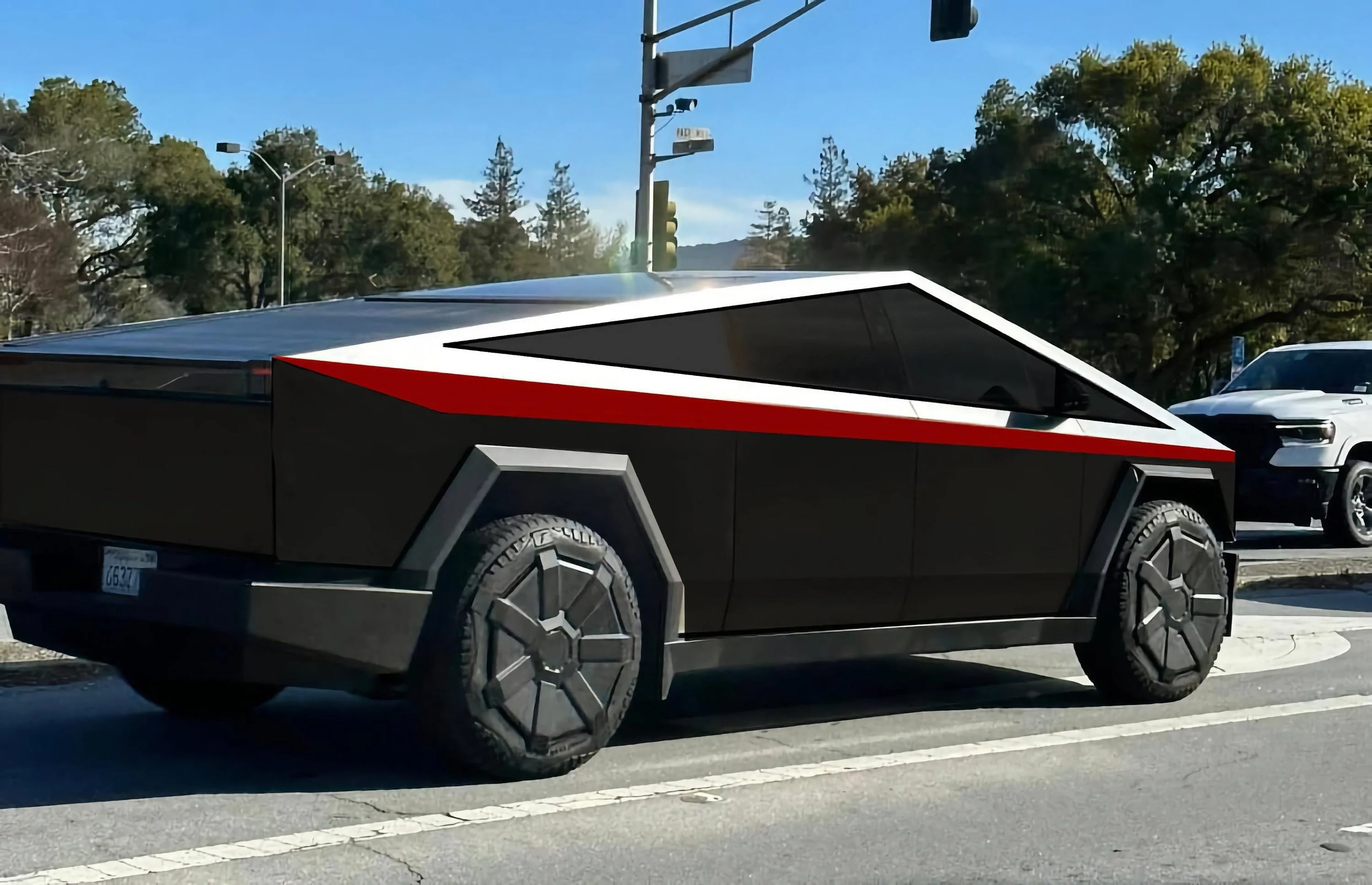 Tesla Cybertruck Dark Grey / Black Camo wrapped Cybertruck looks awesome Jakes%20Dream%20CyberTruck%20Concept%20Black
