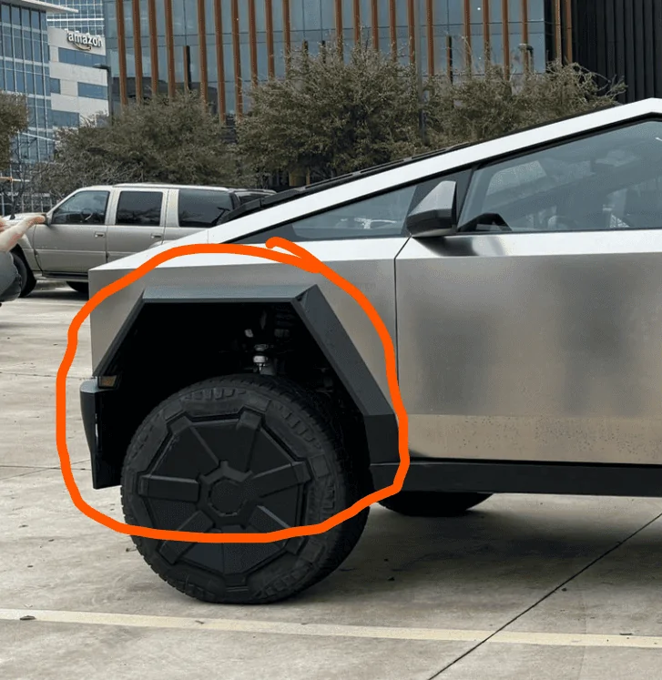 Tesla Cybertruck My Cybertruck is Delivered Today January 11!! (non-employee) 👍 First Impressions + Photos 📸 1705173305935