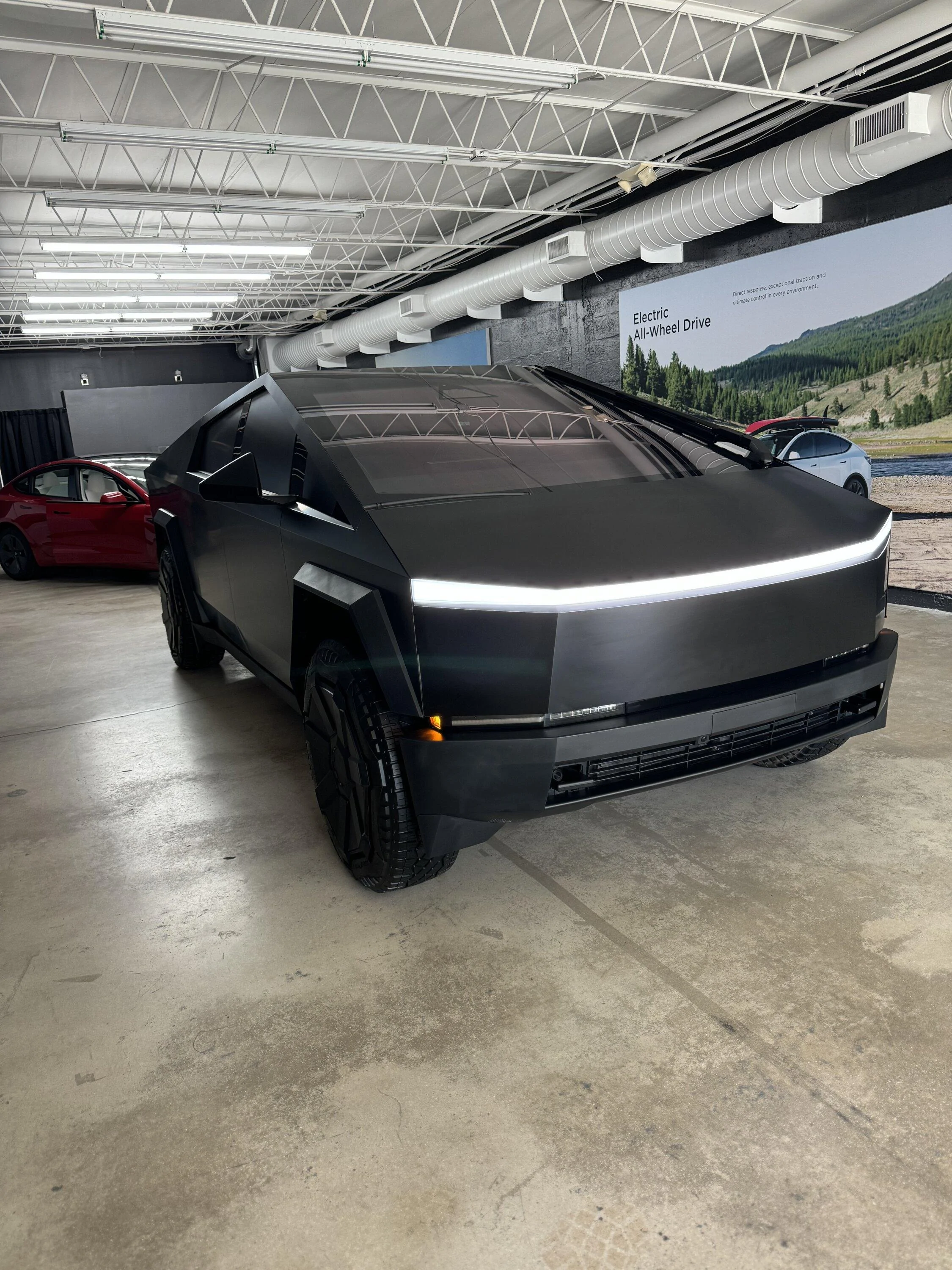 Tesla Cybertruck Cybertruck Wrapped Black IMG_5542