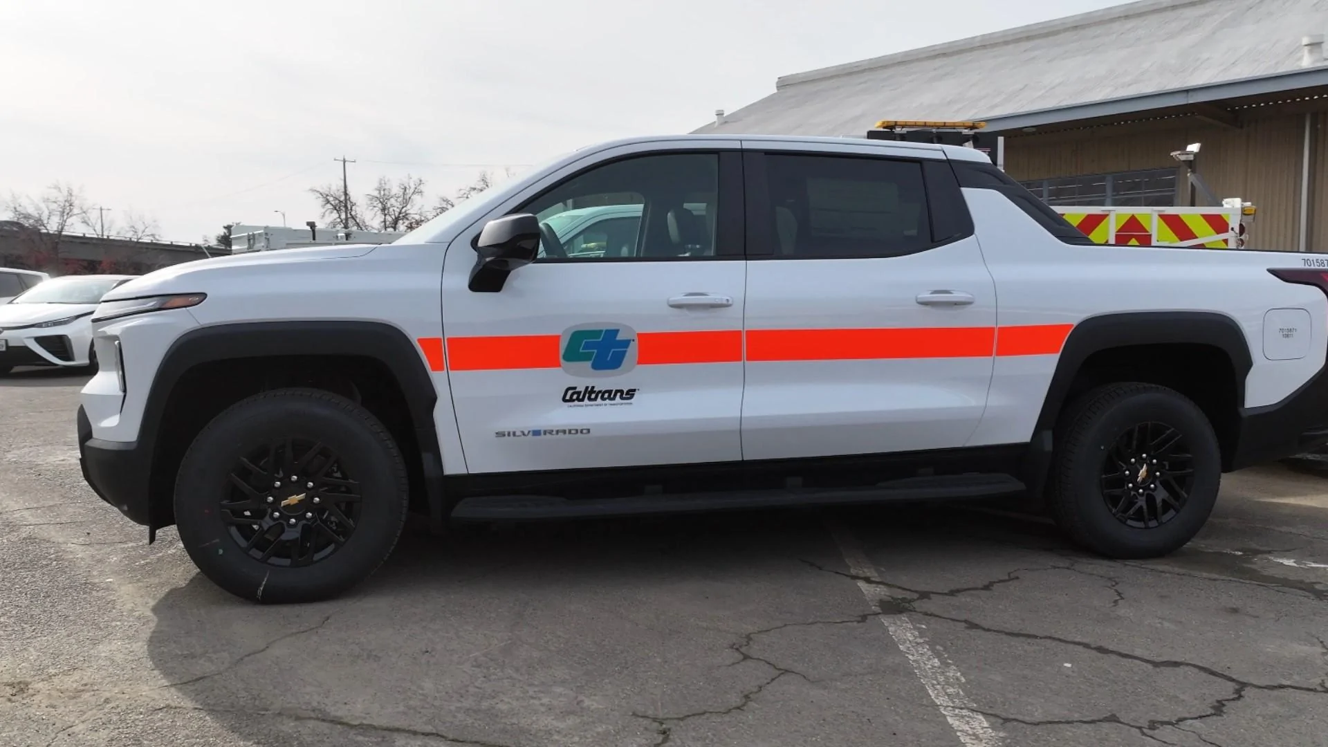 Tesla Cybertruck Towing tested with 6,000lb Tesla and trailer load bdf78122-3490-47e7-b088-fc5a9b35a7bc_1920x1080