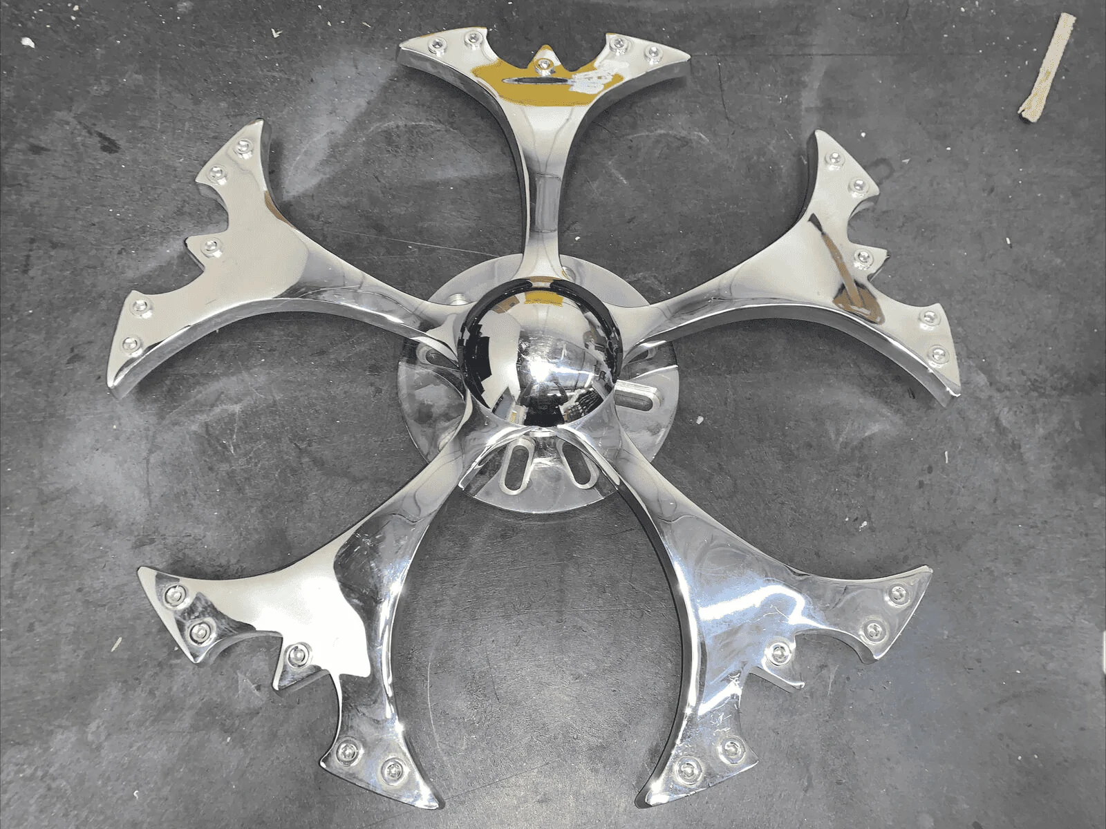 Tesla Cybertruck Standard base aero wheels cover photos & video in motion (for Cybertrucks w/ Base Wheels) 1706123575280