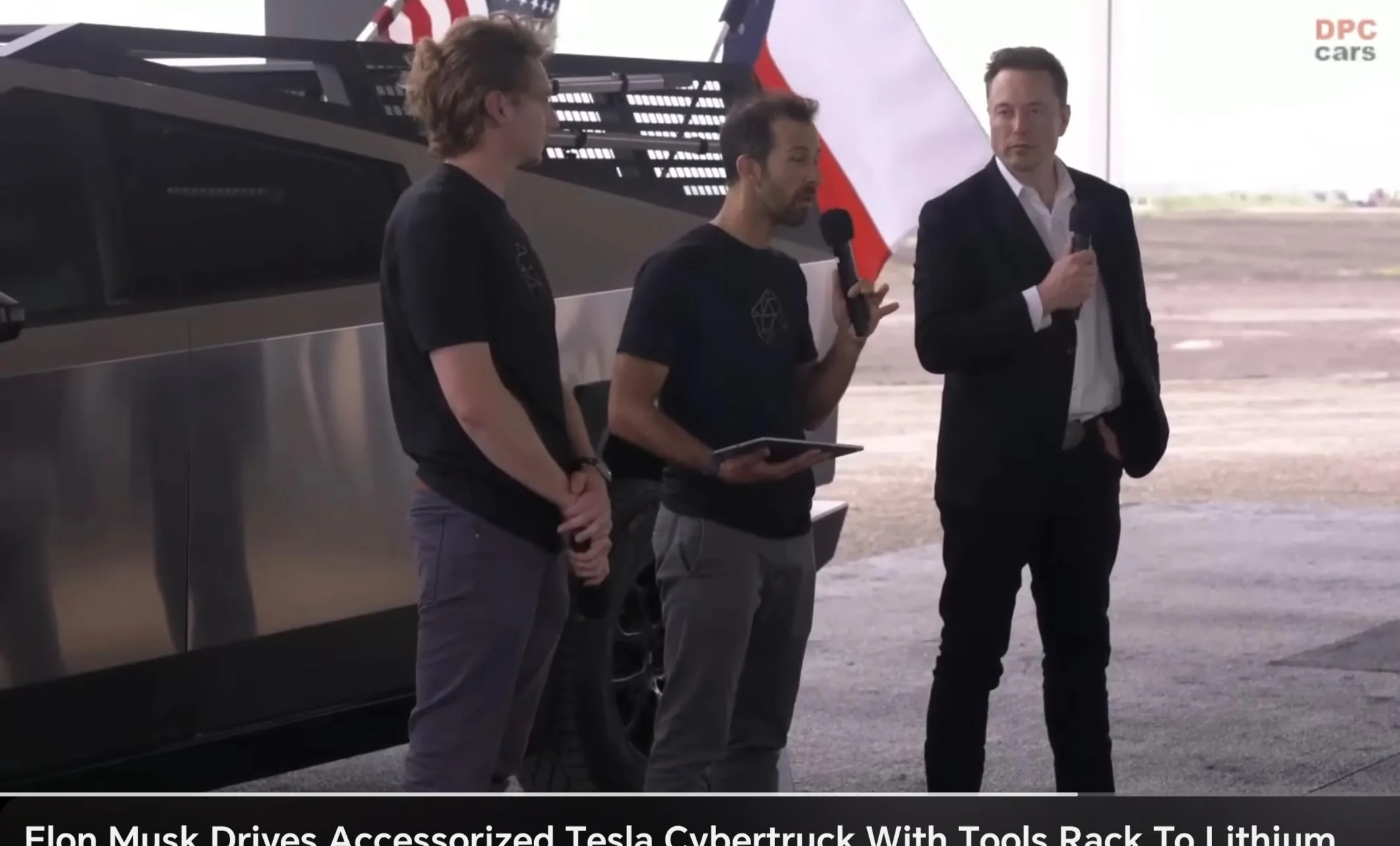 Tesla Cybertruck Why doesn’t Cybertruck shop sell this accessory (bed tool rack)? Screenshot_20240124_205329