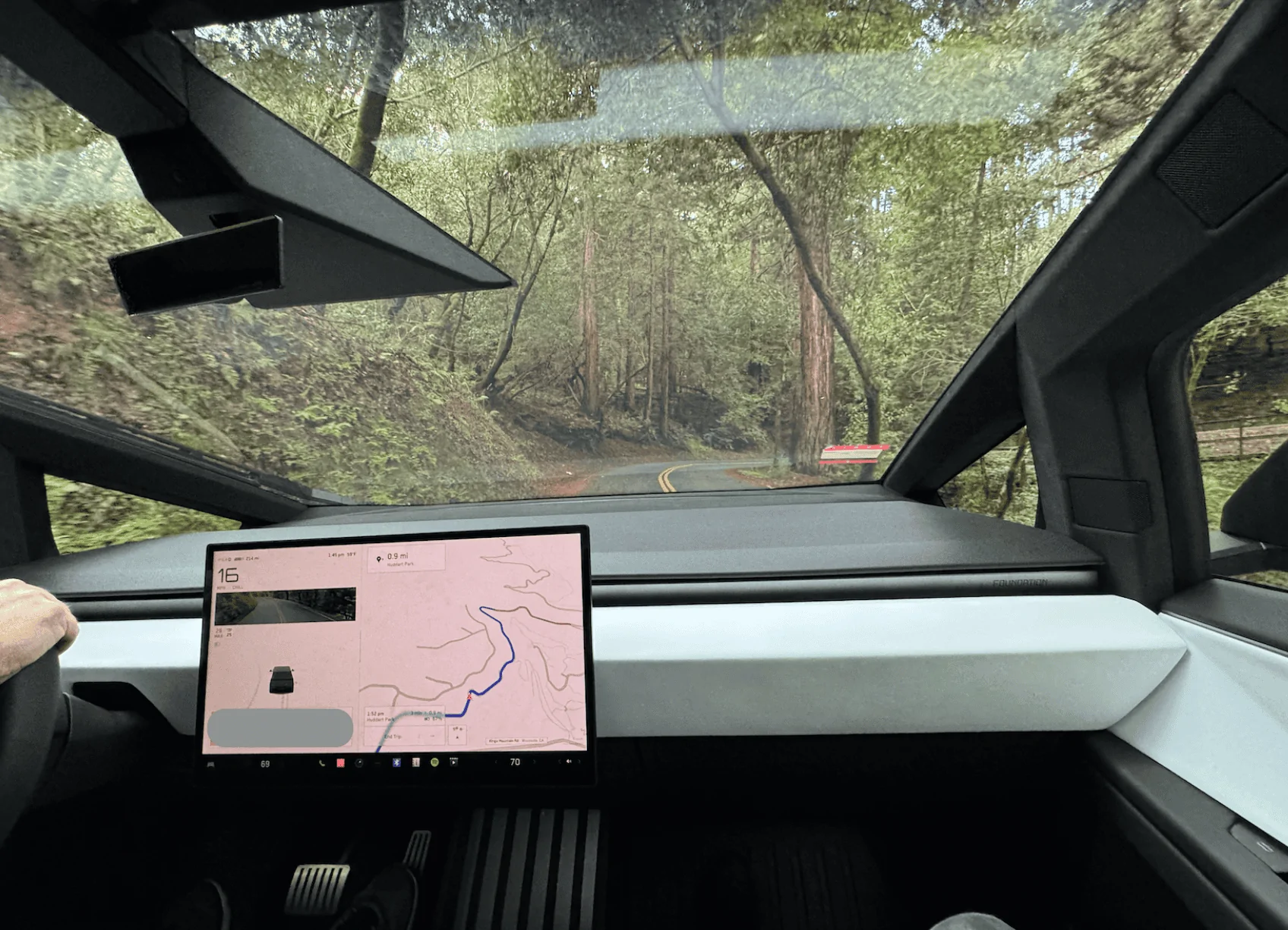Tesla Cybertruck Took delivery of our Cybertruck! Here's what stood out so far with cool pictures 📸 rover1-02