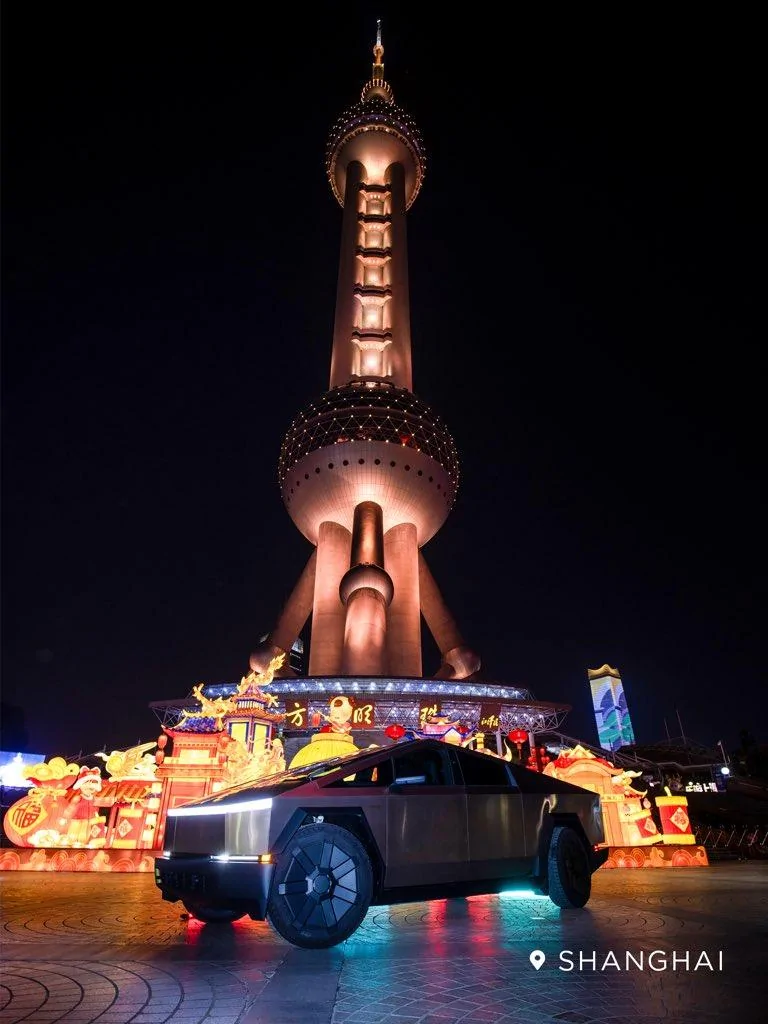 Tesla Cybertruck 8 Cybertrucks will be showcased in 8 China cities simultaneously, then go on national tour GE5O_q-WcAAACs0