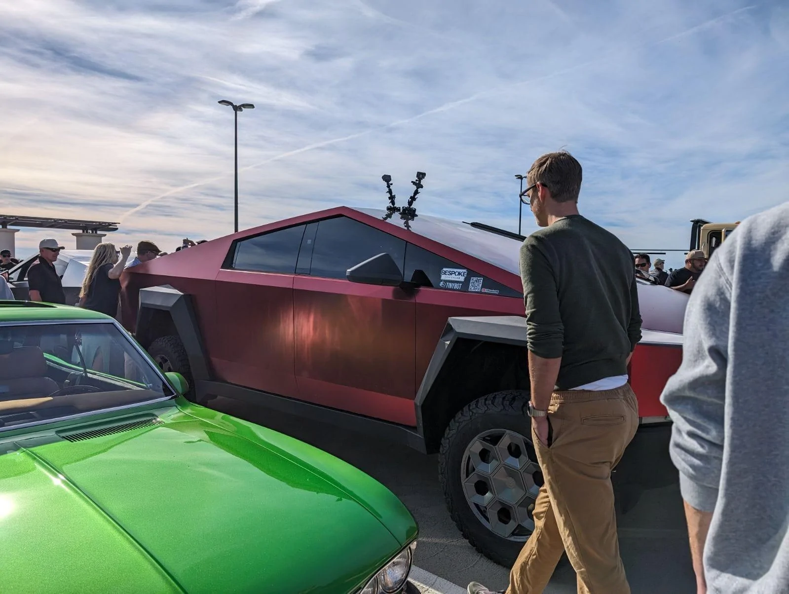 Tesla Cybertruck 🔴 Iron Man's Cybertruck 📐 FIRST RED WRAP! ⬇️ 100000% NOT CGI 423675610_10232933852513332_2809577318133645417_n