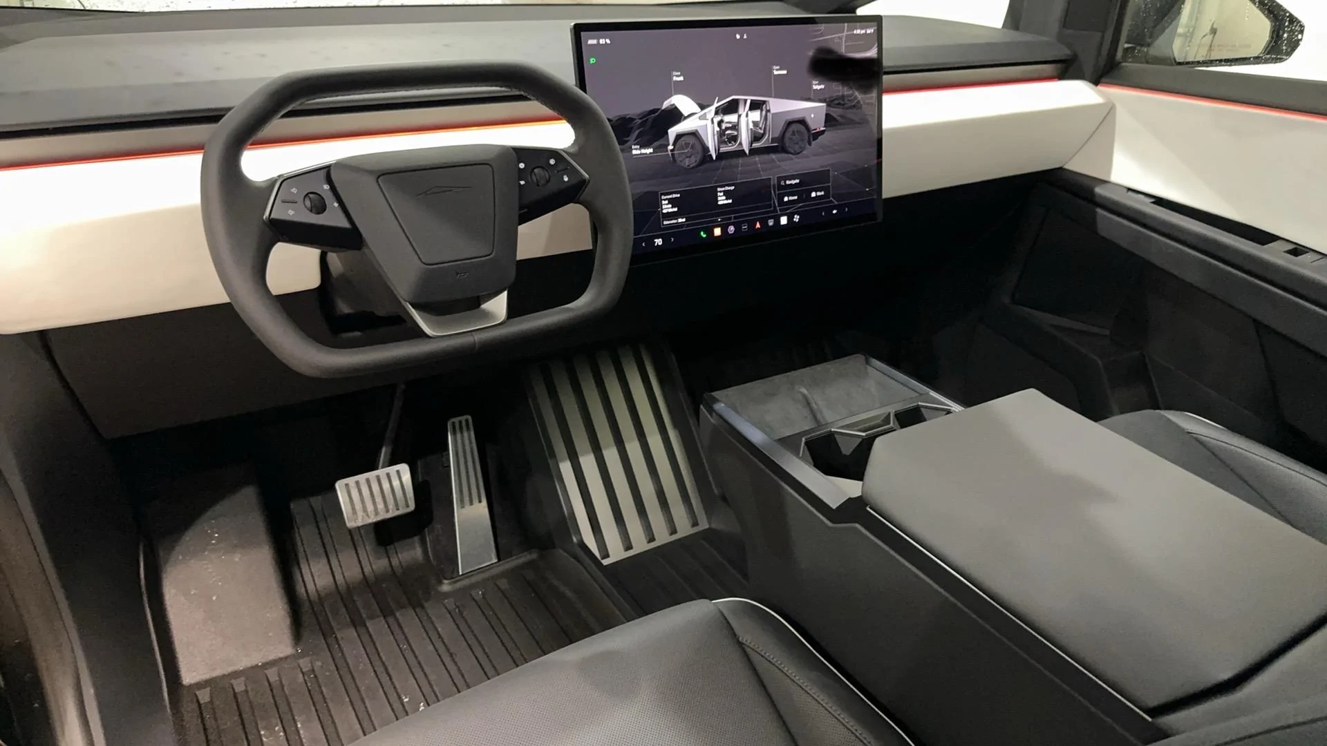 Tesla Cybertruck CyberTruck delivered and settled in for the night. IMG_0560