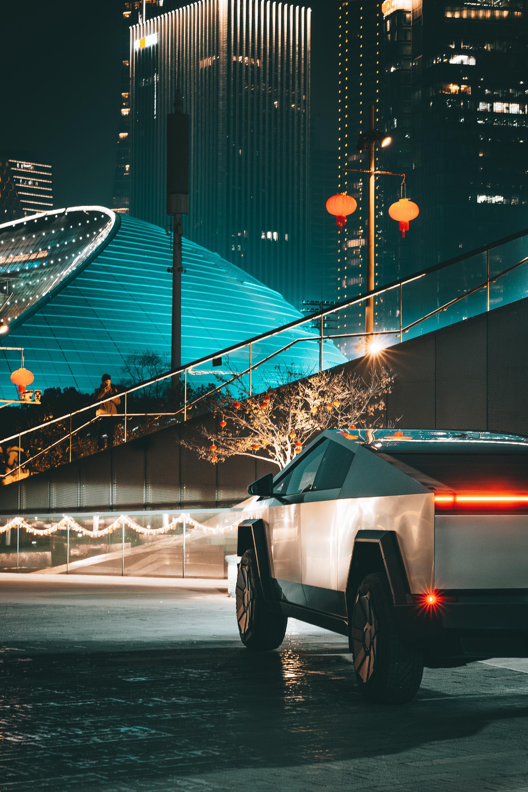 Tesla Cybertruck 8 Cybertrucks will be showcased in 8 China cities simultaneously, then go on national tour GFCwbisWoAAd6Q