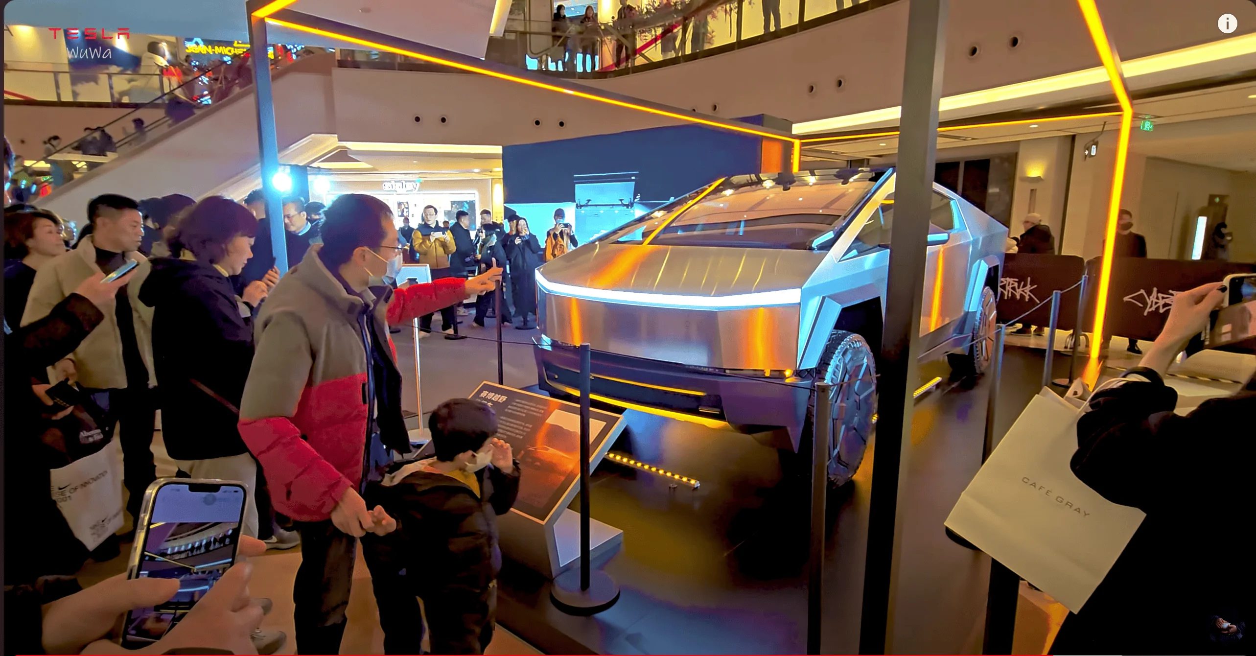 Tesla Cybertruck Cybertruck tour of China - fan & news coverage Screenshot 2024-01-29 at 11.07.00 PM