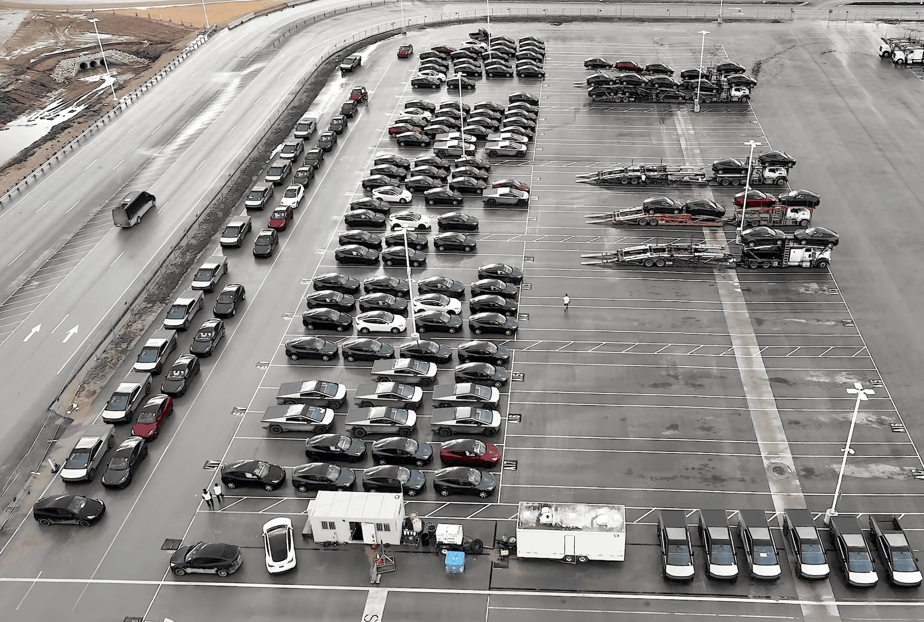 Tesla Cybertruck "Cybertruck Production Increase" Tesla Gigafactory Texas 2/3/2024 Screenshot 2024-02-03 at 8.43.46 PM