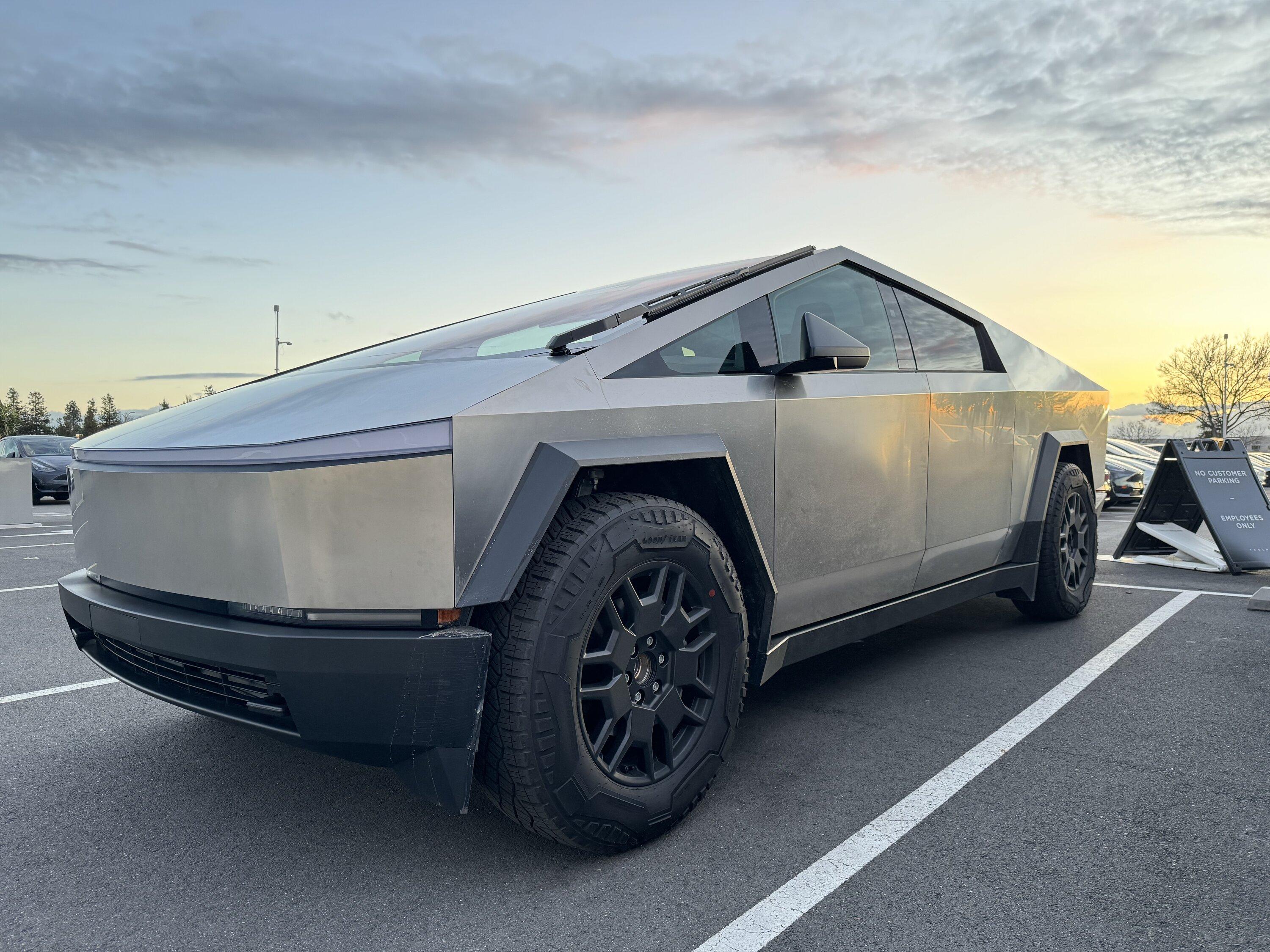 Tesla Cybertruck Spotted VIN 1228 - Mfg Plates - Fremont Factory. Good build quality IMG_6697