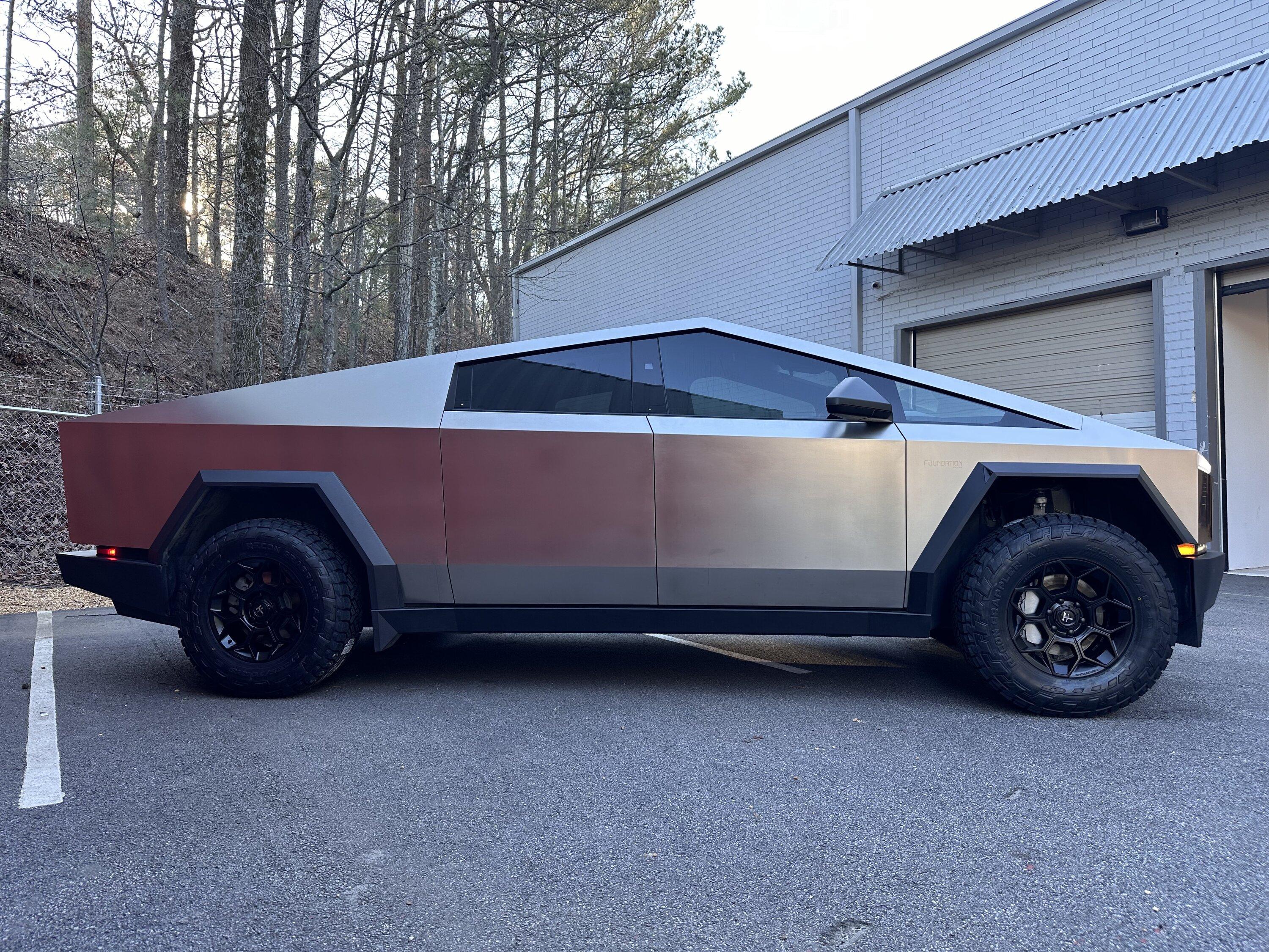 Tesla Cybertruck 18" Wheels for Cybertruck Explained IMG_4958