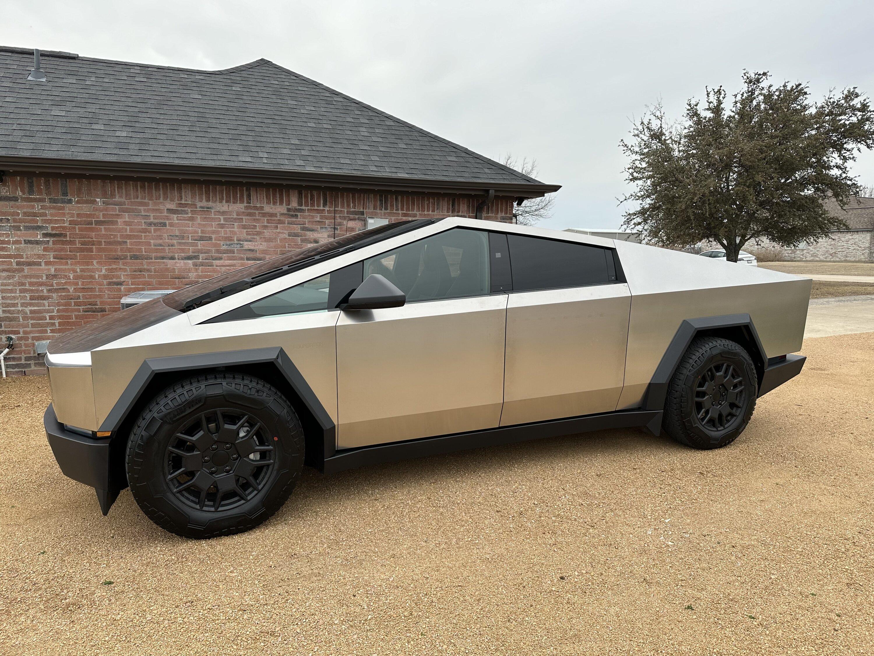 Tesla Cybertruck Cybertruck OWNERS List & Stats [Add Yours]! ✍🏻 IMG_4326