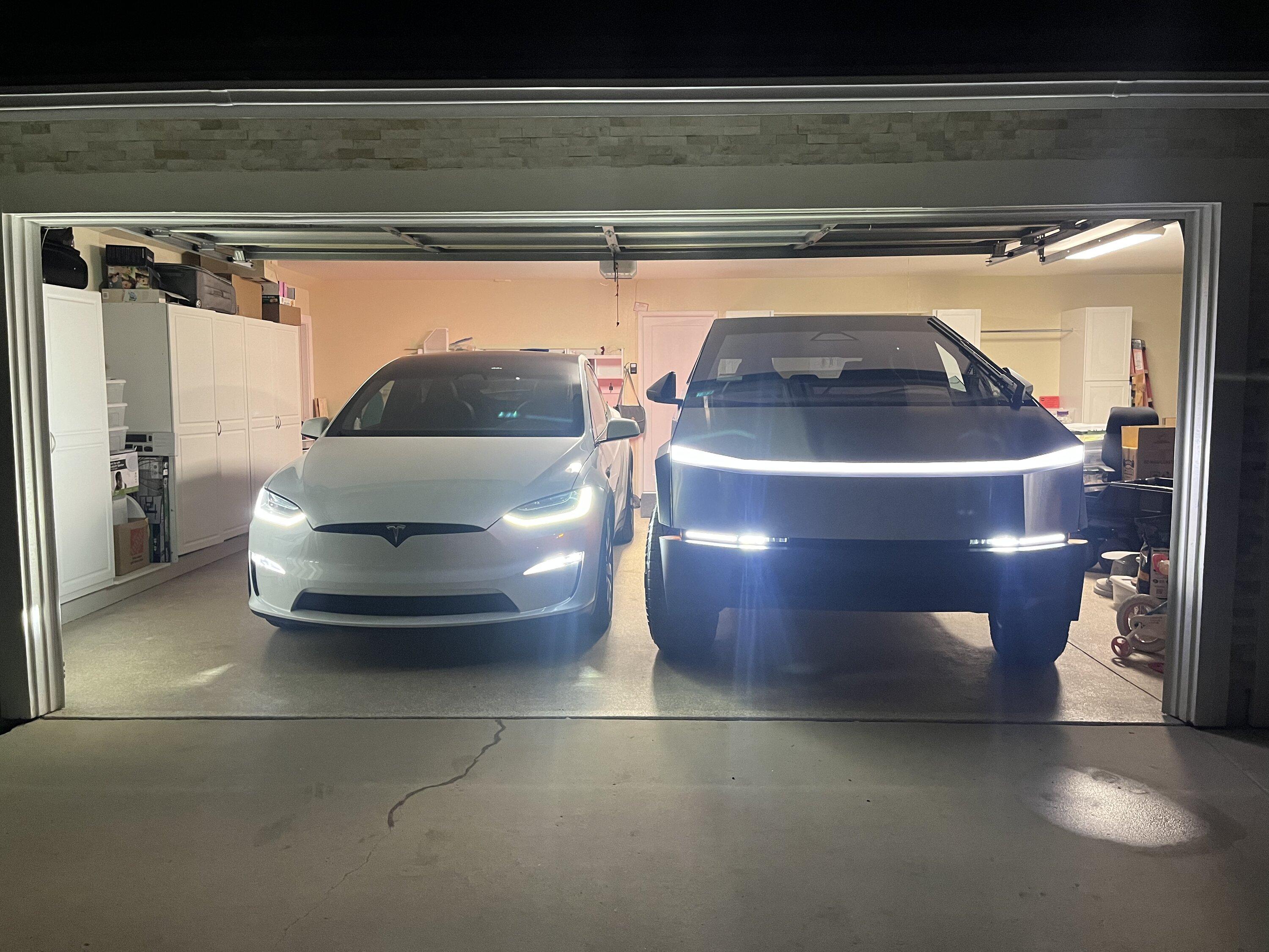 Tesla Cybertruck Cybertruck AWD Delivered 02/09/23 Carlsbad 3BBFF631-8378-451D-9A27-2F9189B553F8