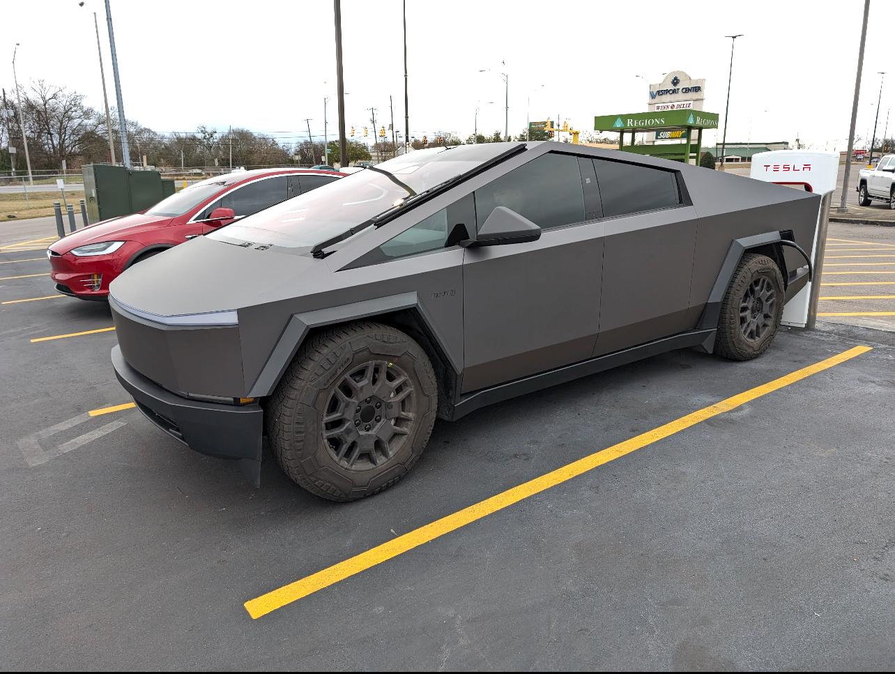 Tesla Cybertruck First sighting in Alabama IMG_0934