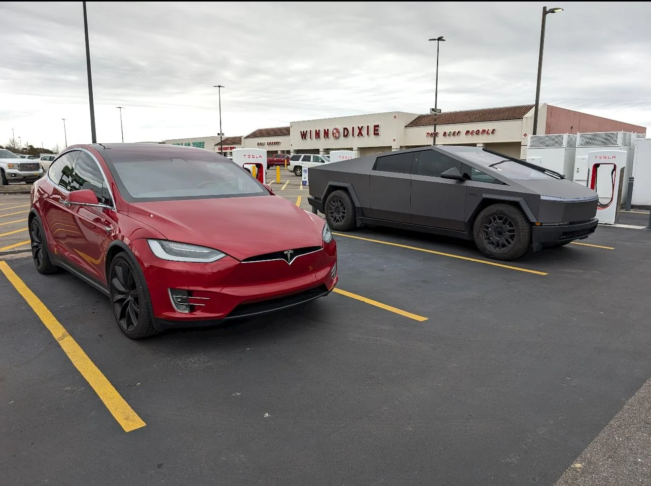 Tesla Cybertruck First sighting in Alabama IMG_0936